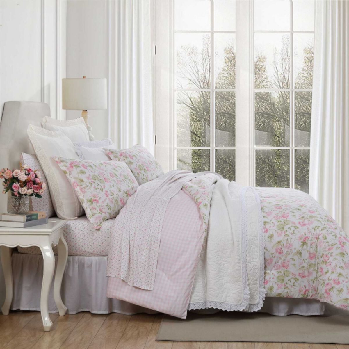 Laura Ashley Lifestyles Morning Gloria Floral Comforter Set Laura Ashley