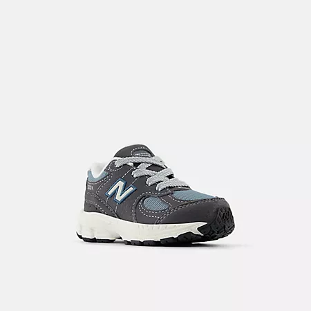 Детские пинетки New Balance 2002 New Balance