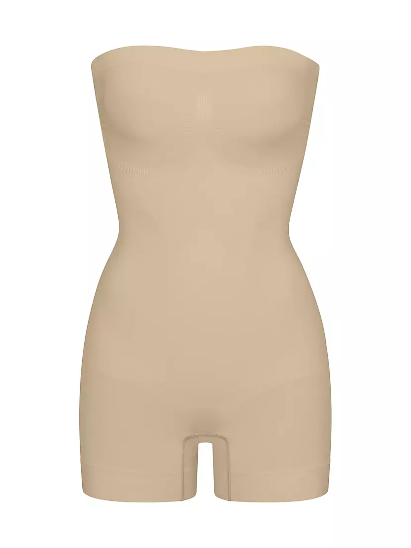 Женское Корректирующее белье SKIMS Seamless Sculpt Strapless Shortie Bodysuit Skims