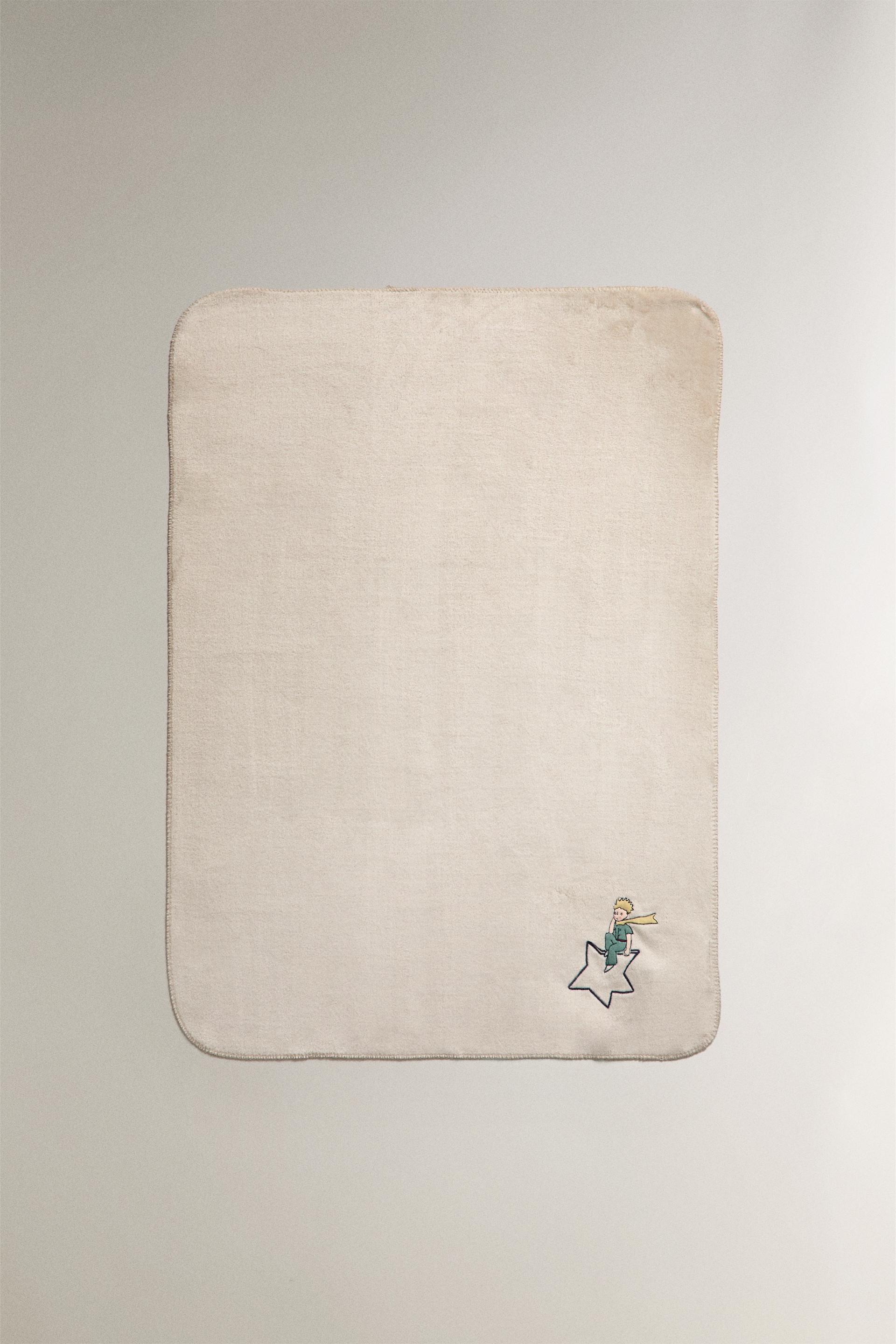 CHILDREN’S LE PETIT PRINCE PLAIN FLEECE BLANKET ZARA