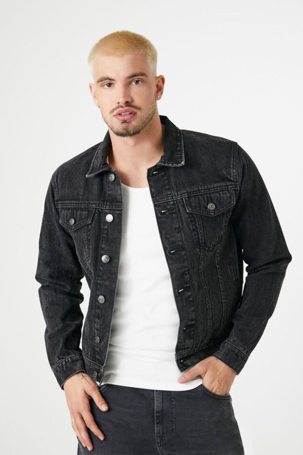 Мужская Джинсовая Куртка FOREVER21 Classic Denim Trucker Jacket Forever21