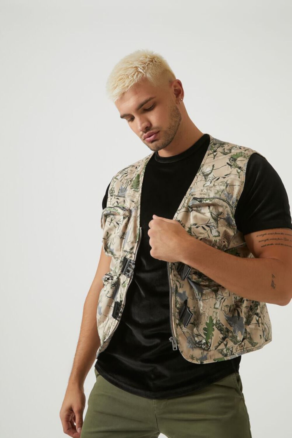 Мужской Вязаный Жилет FOREVER21 Nature Print Utility Cargo Vest FOREVER21