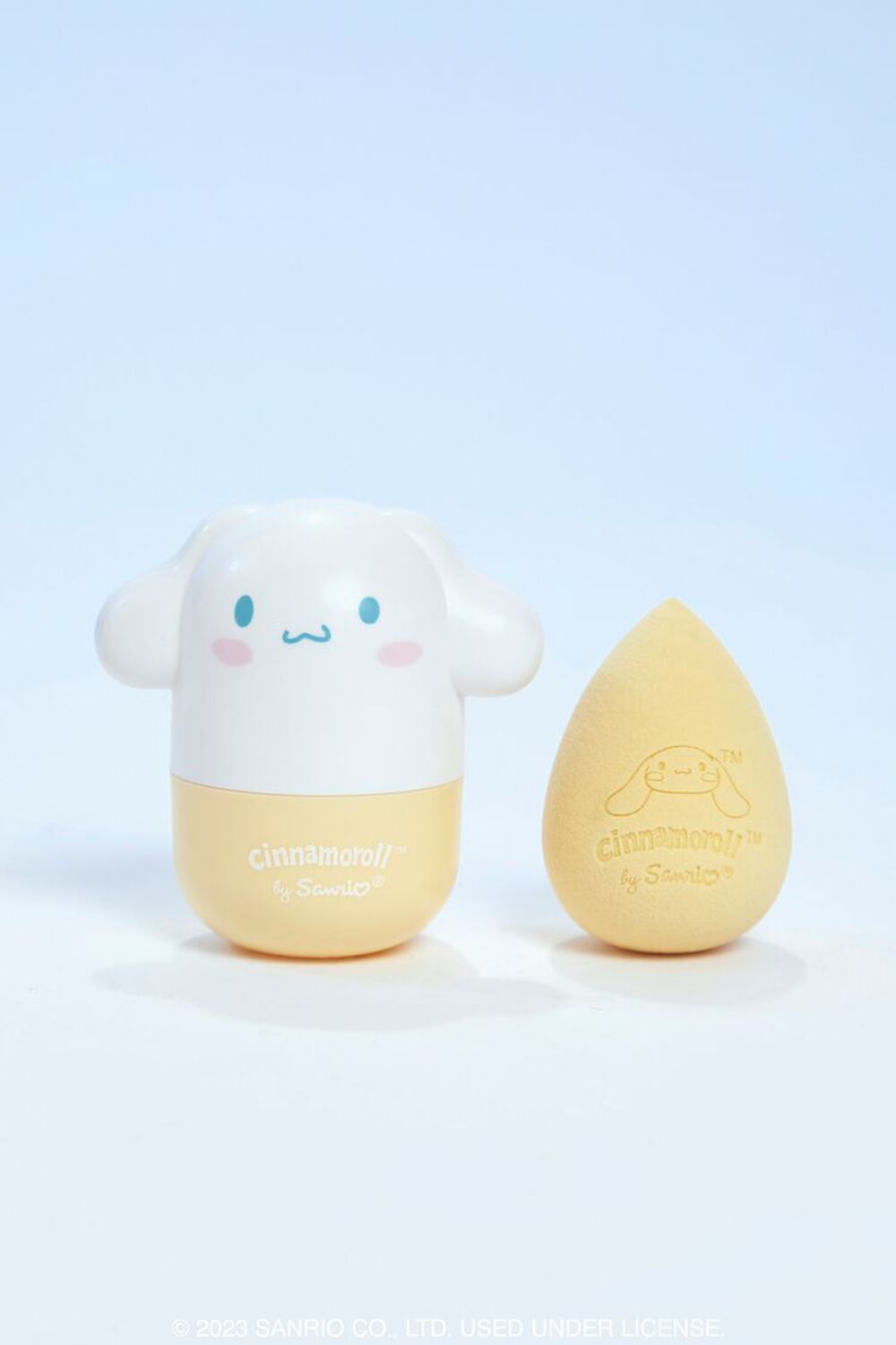 Cinnamoroll Makeup Sponge FOREVER21