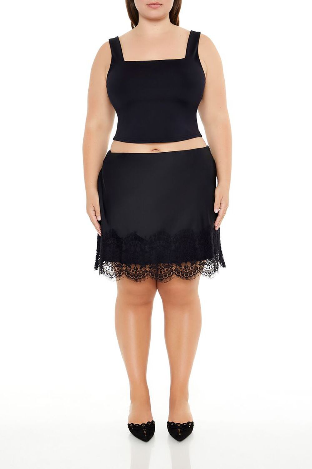 Plus Size Satin Lace-Trim Mini Skirt FOREVER21