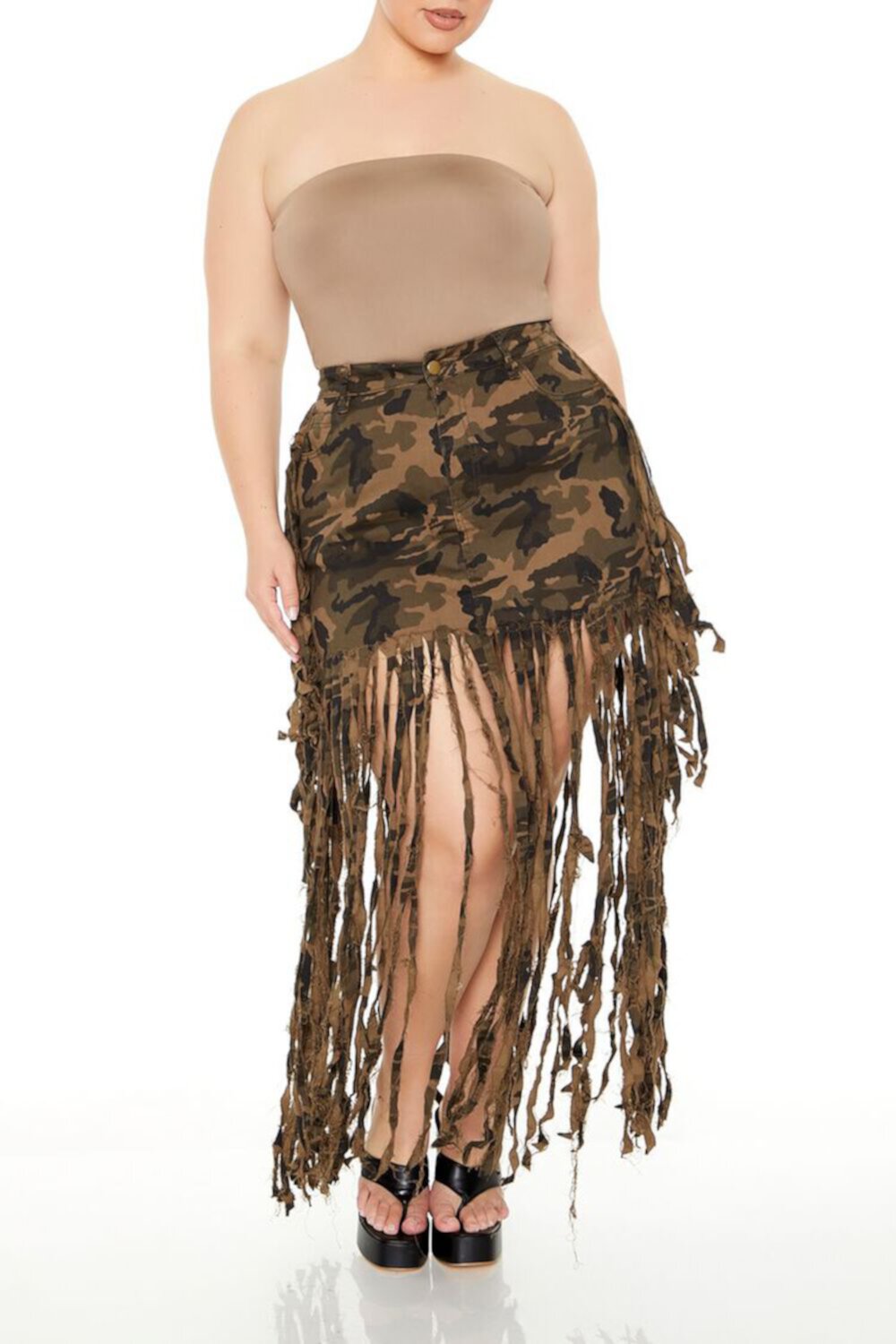 Plus Size Frayed Fringe Camo Skirt FOREVER21