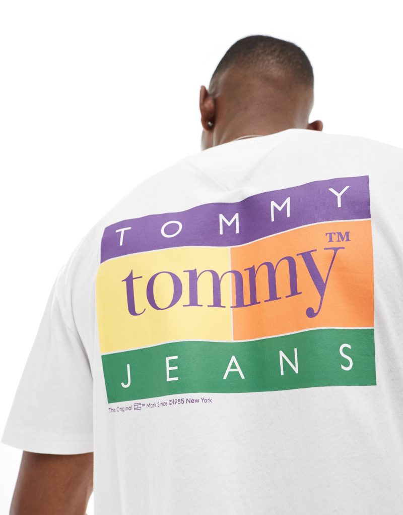 Унисекс футболка Tommy Jeans с флагом, белого цвета, стандартного кроя Tommy Jeans