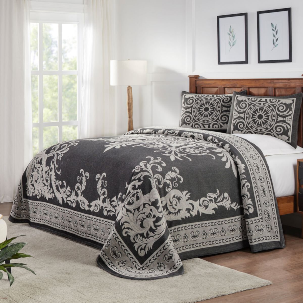 SUPERIOR Vintage Medallion Woven Jacquard Oversized Bedspread & Sham Set Superior