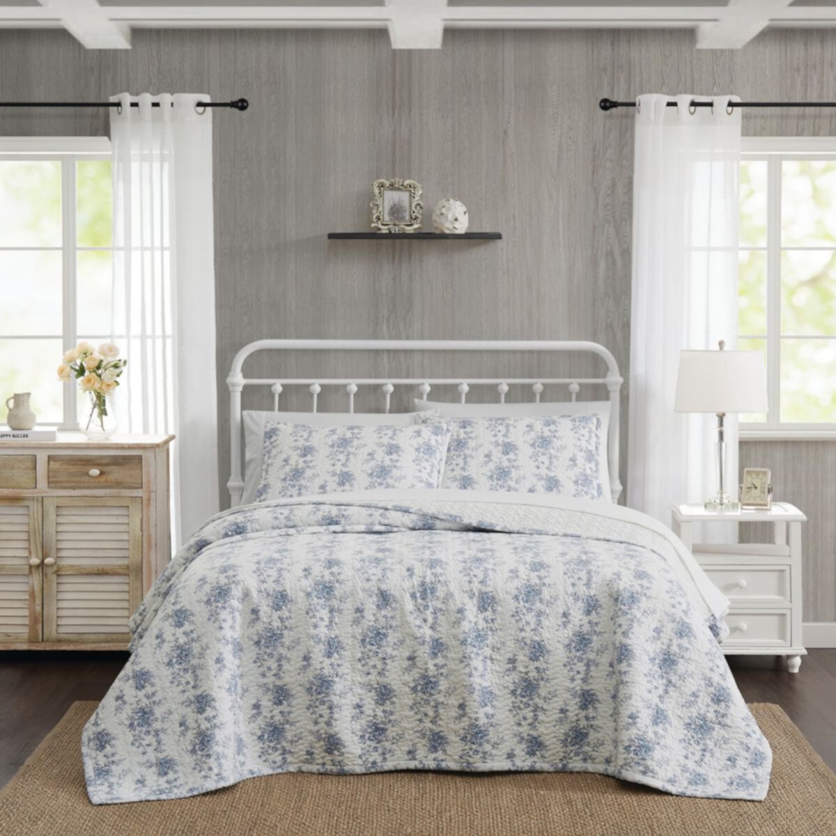 The Farmhouse by Rachel Ashwell British Rose Quilt Set The Farmhouse