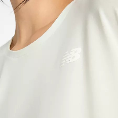 Женская Футболка New Balance Drapey Jersey с длинным рукавом New Balance