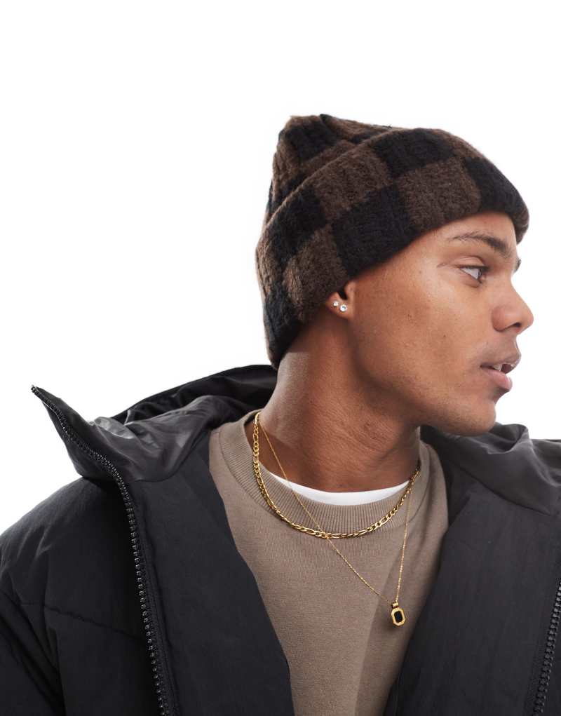 ASOS DESIGN beanie in brown checkerboard ASOS DESIGN