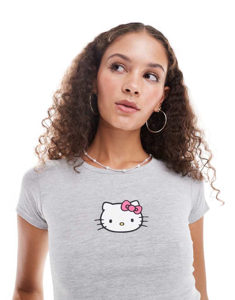 Женская Футболка Daisy Street Кроп с Графикой Hello Kitty в Сером Daisy Street