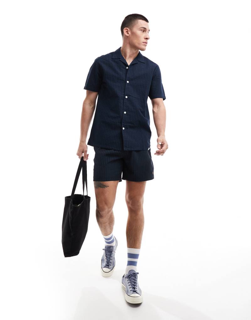 Farah textured seersucker short sleeve shirt in navy Farah