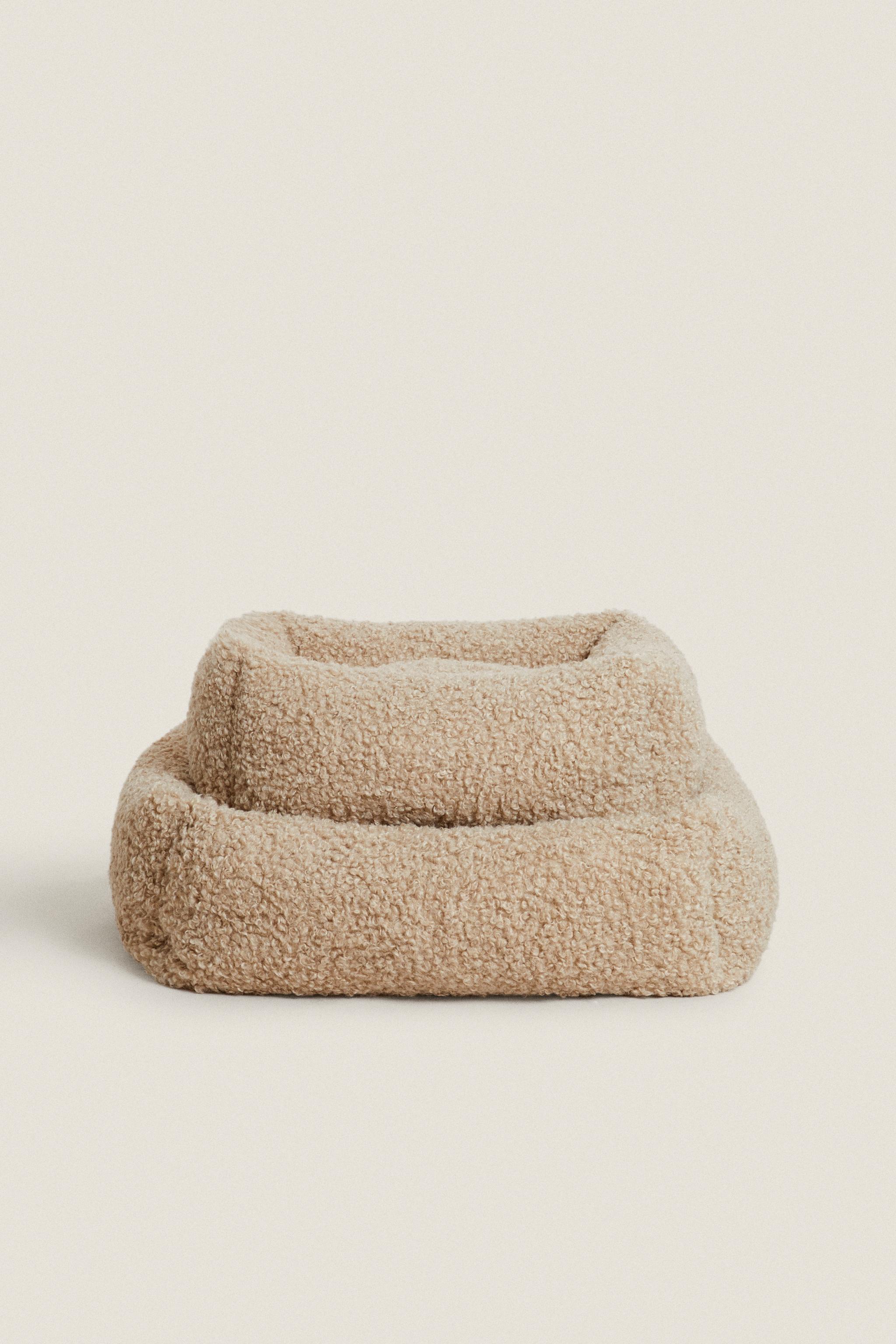 FAUX SHEARLING PET BED Zara Home