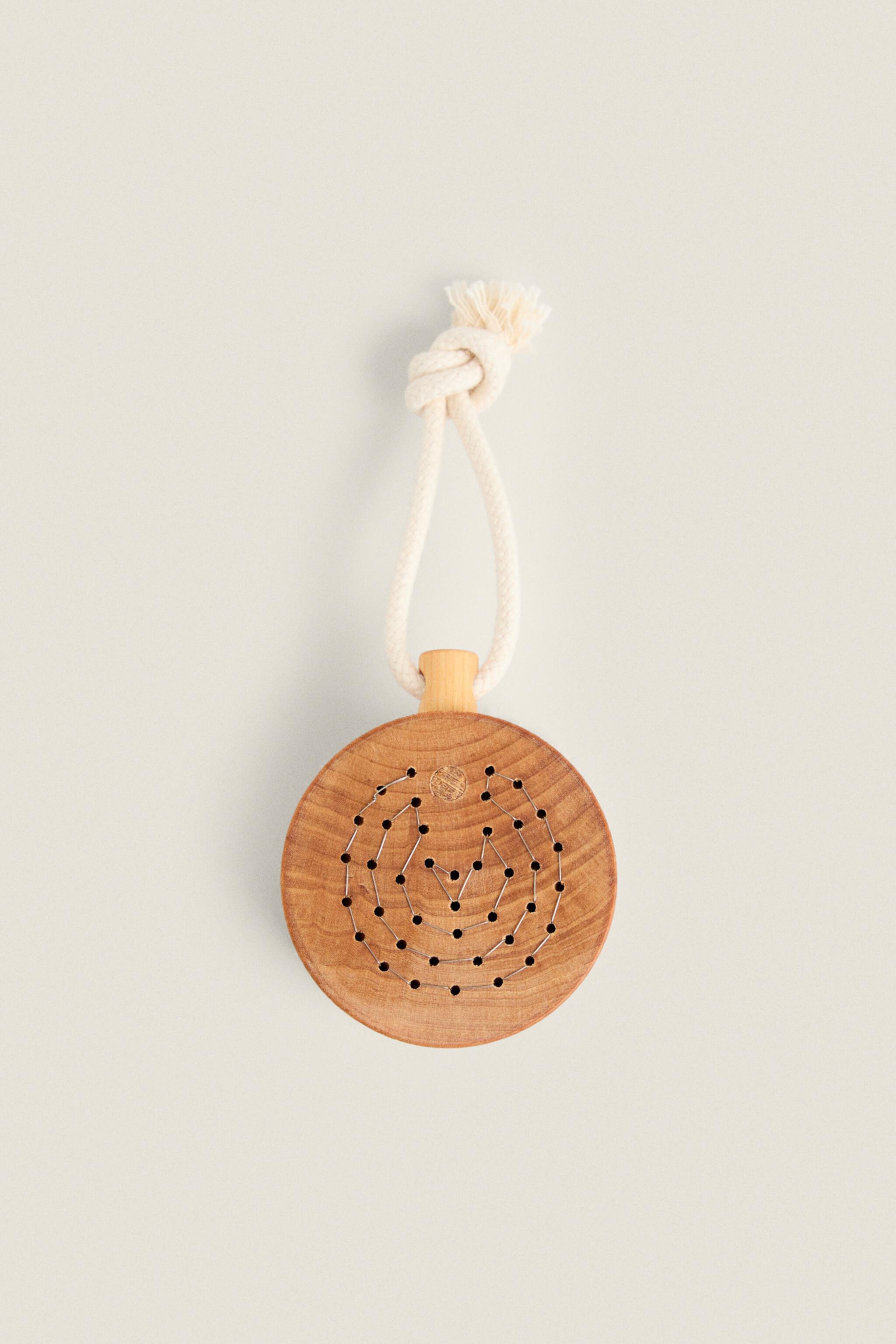 IRIS HANTVERK ROUND BODY BRUSH Zara Home