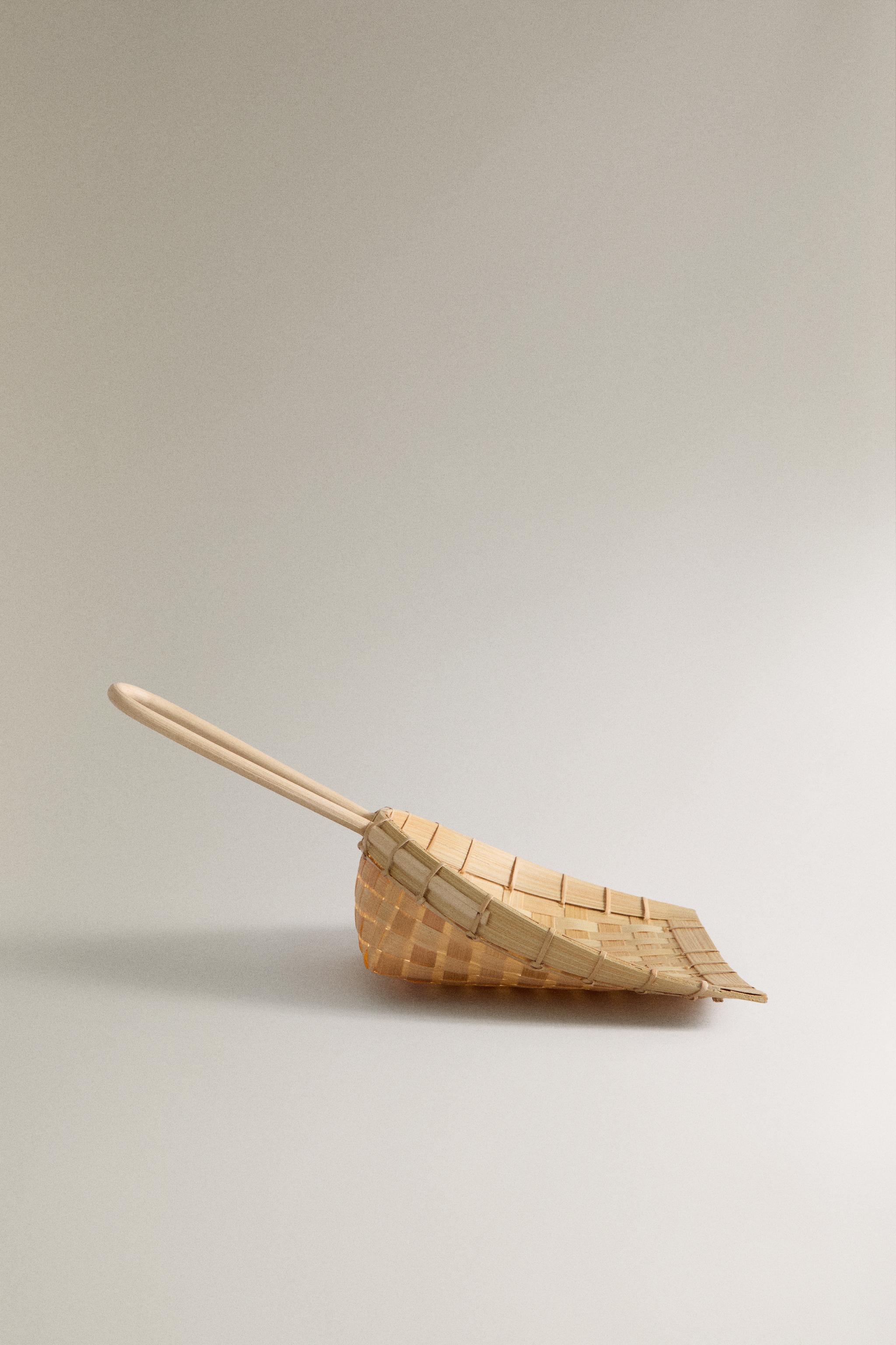 RATTAN BAMBOO DUSTPAN Zara Home