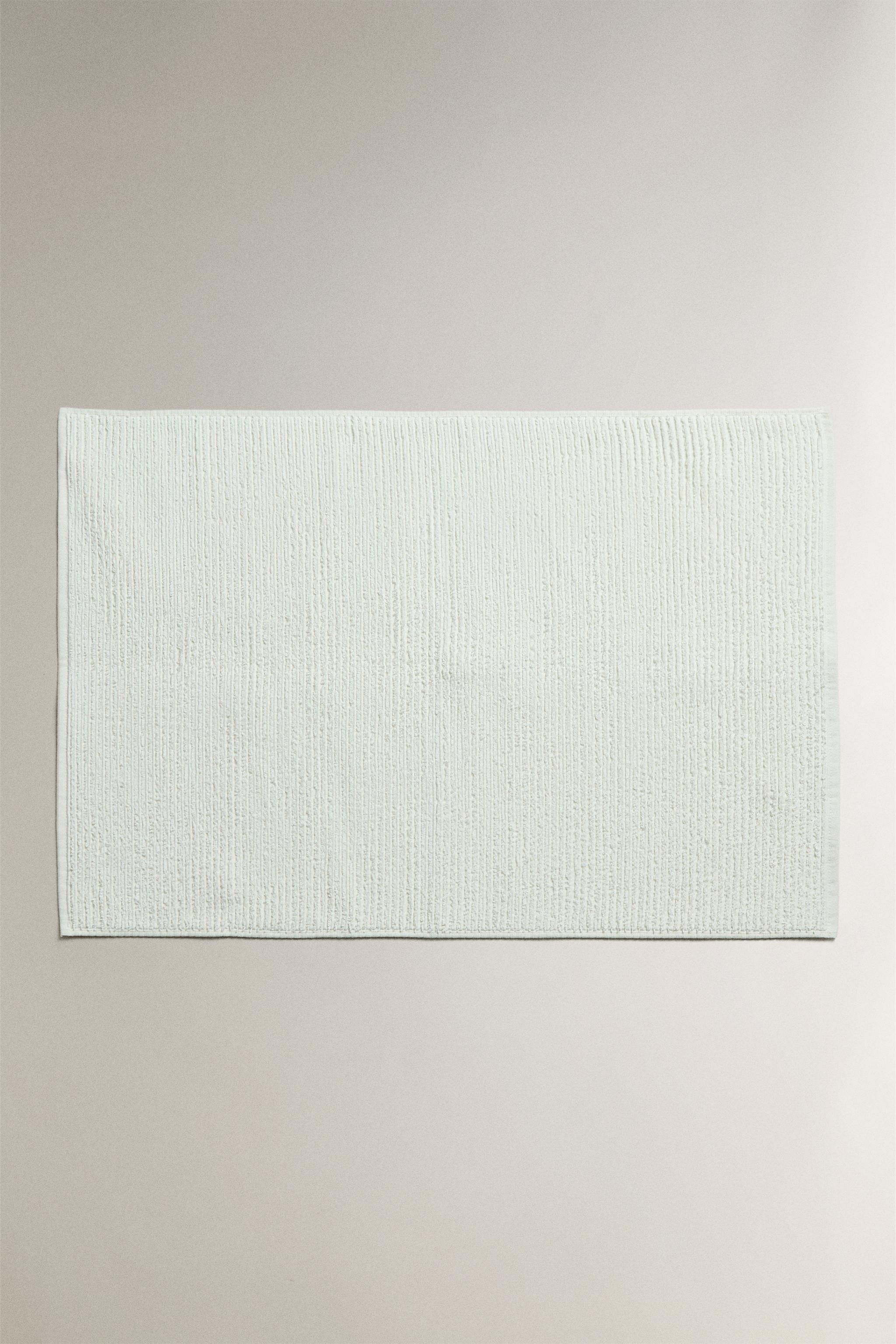 RIBBED TEXTURE BATH MAT Zara Home