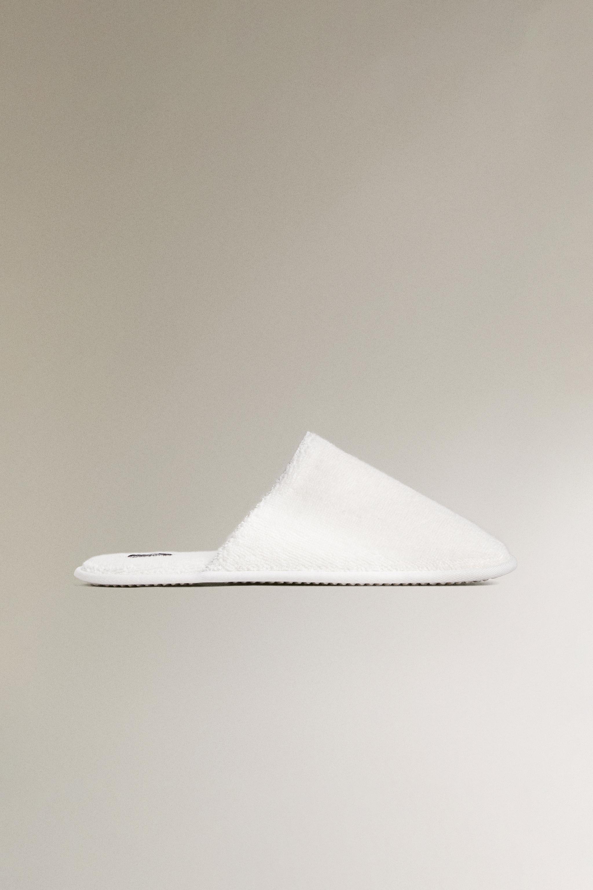 TERRYCLOTH SLIPPERS WITH PIPING Zara Home