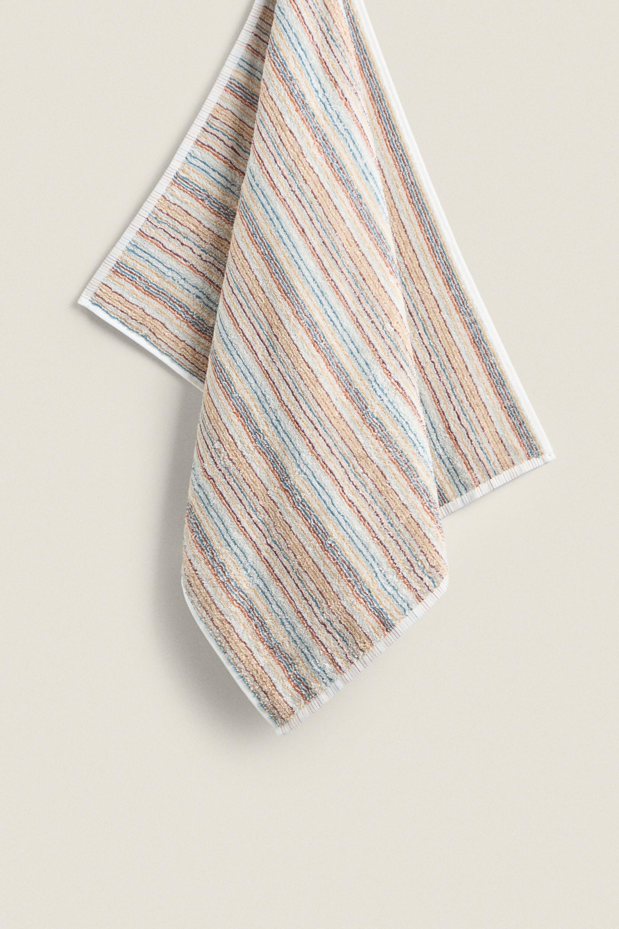 TERRYCLOTH CLOTH WITH LINES Zarahome