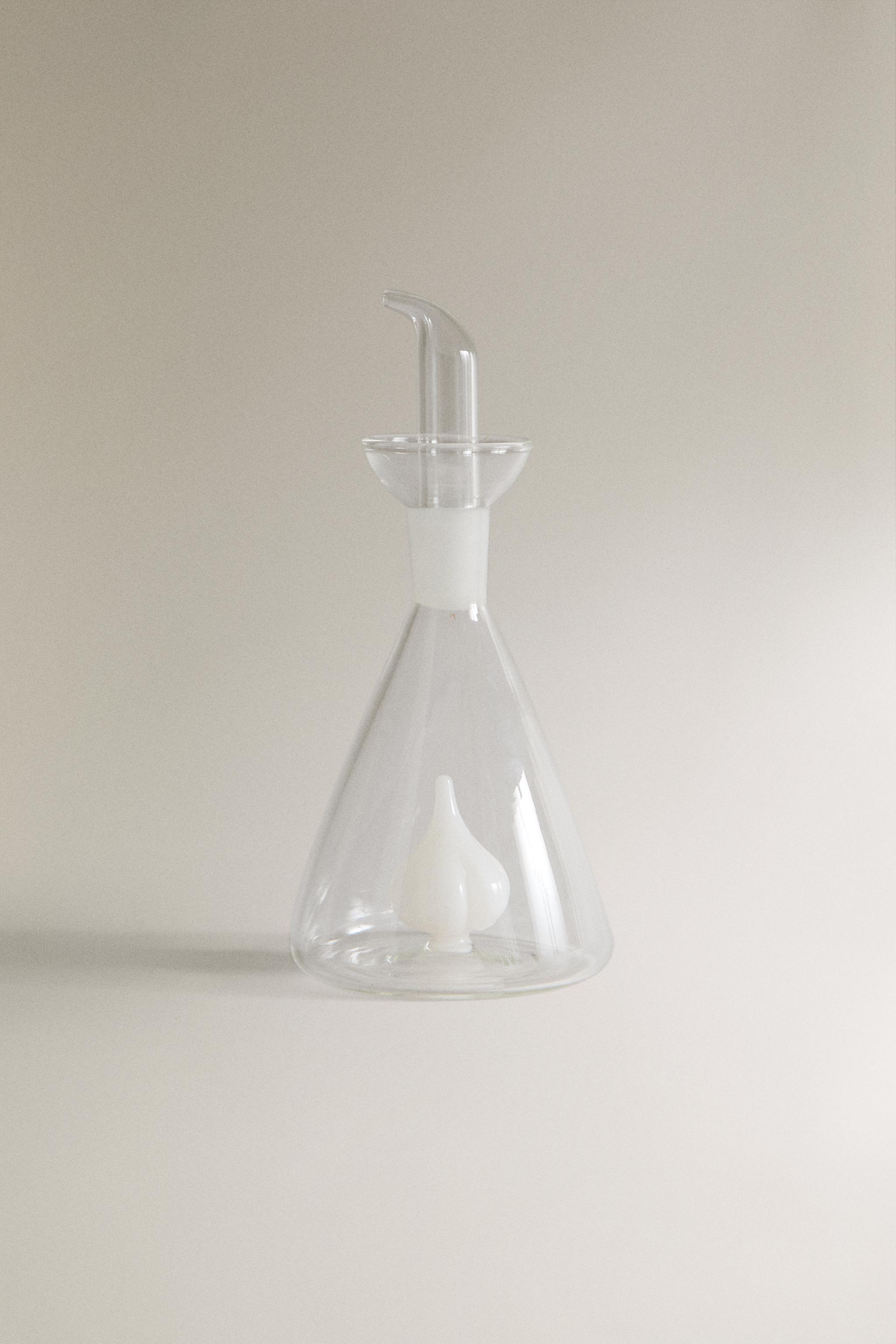 VEGETABLE BOROSILICATE GLASS CRUET Zara Home