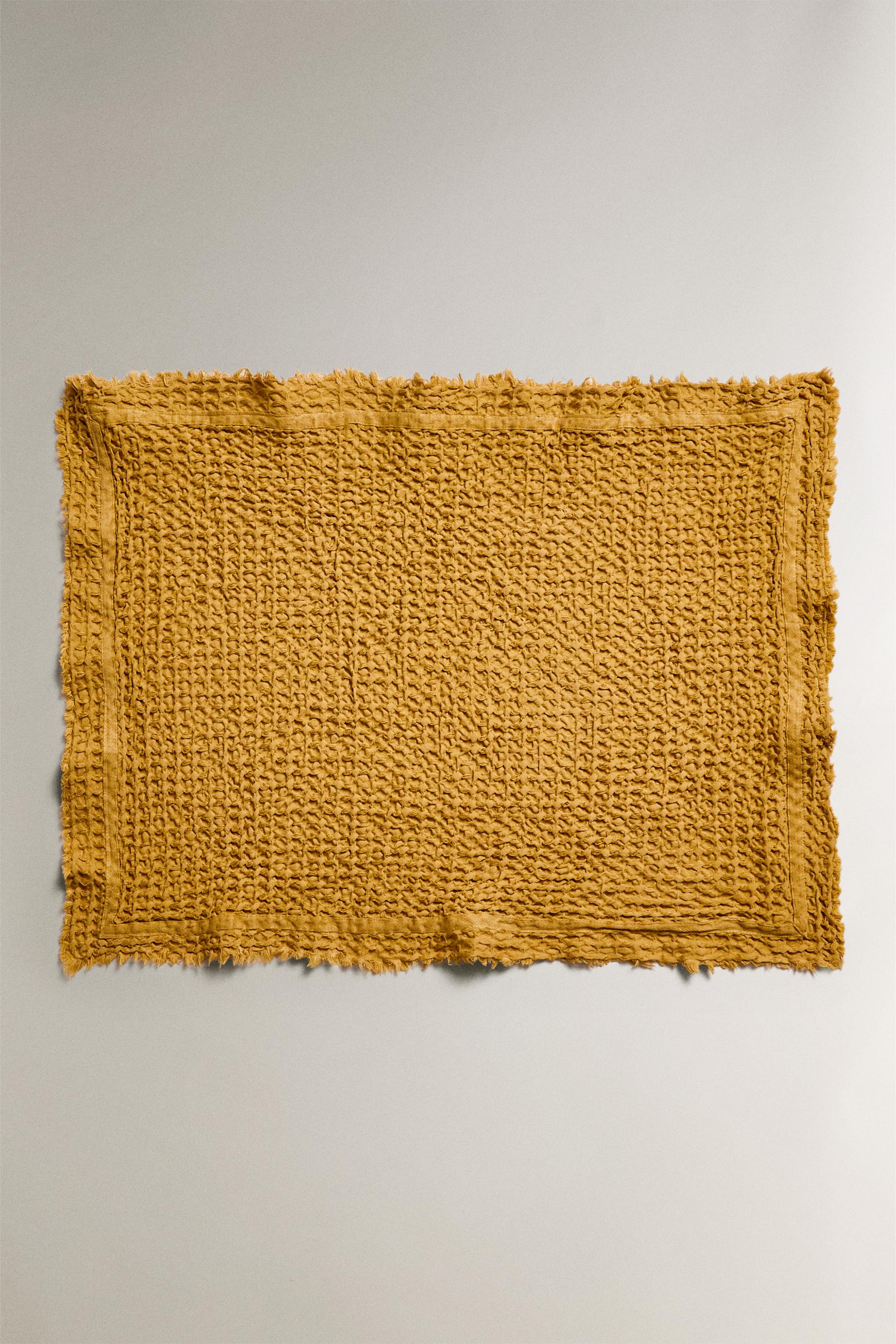 WAFFLE-KNIT COTTON BATH MAT Zara Home