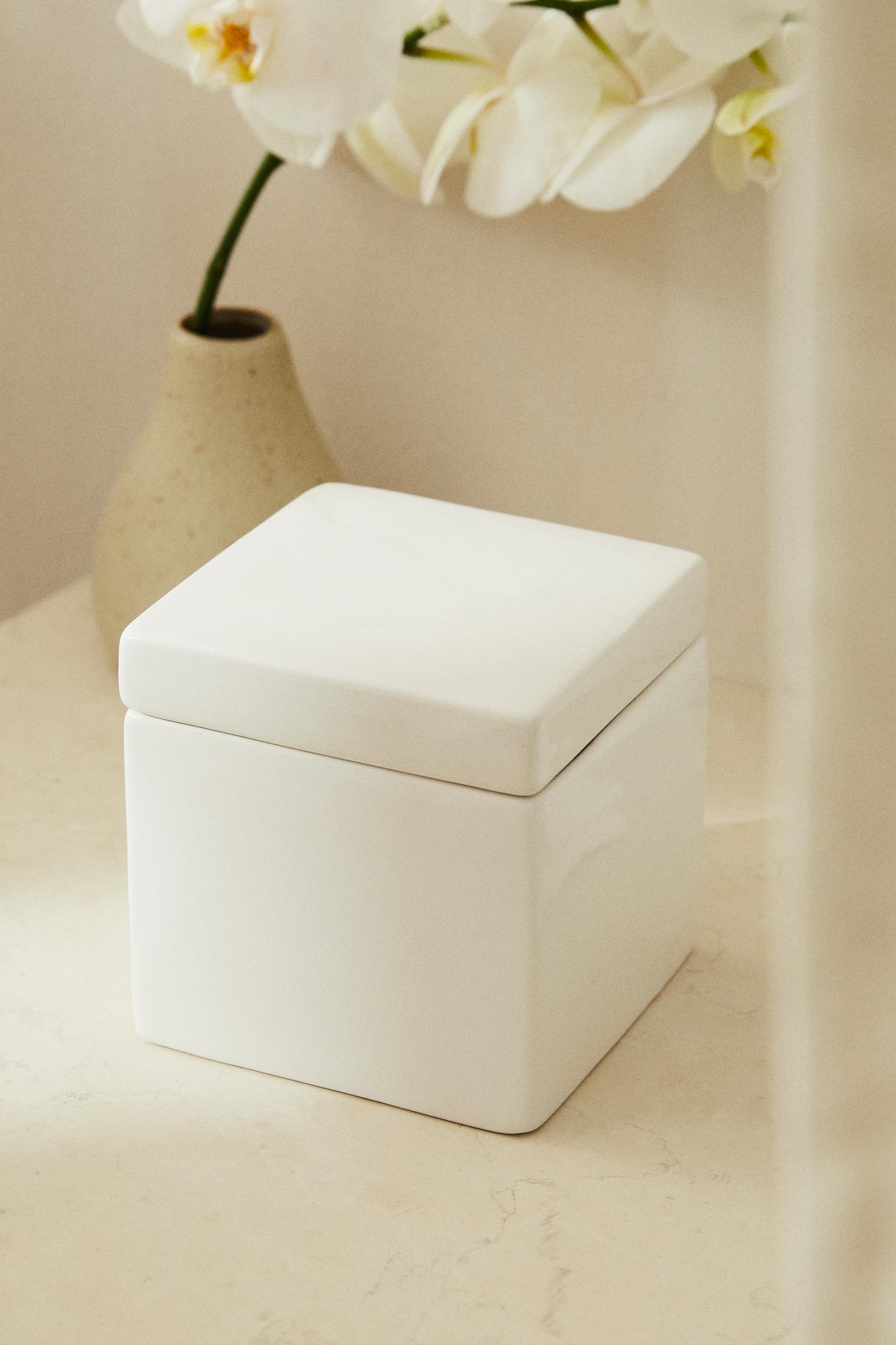 WHITE EARTHENWARE BATHROOM STORAGE JAR Zara Home