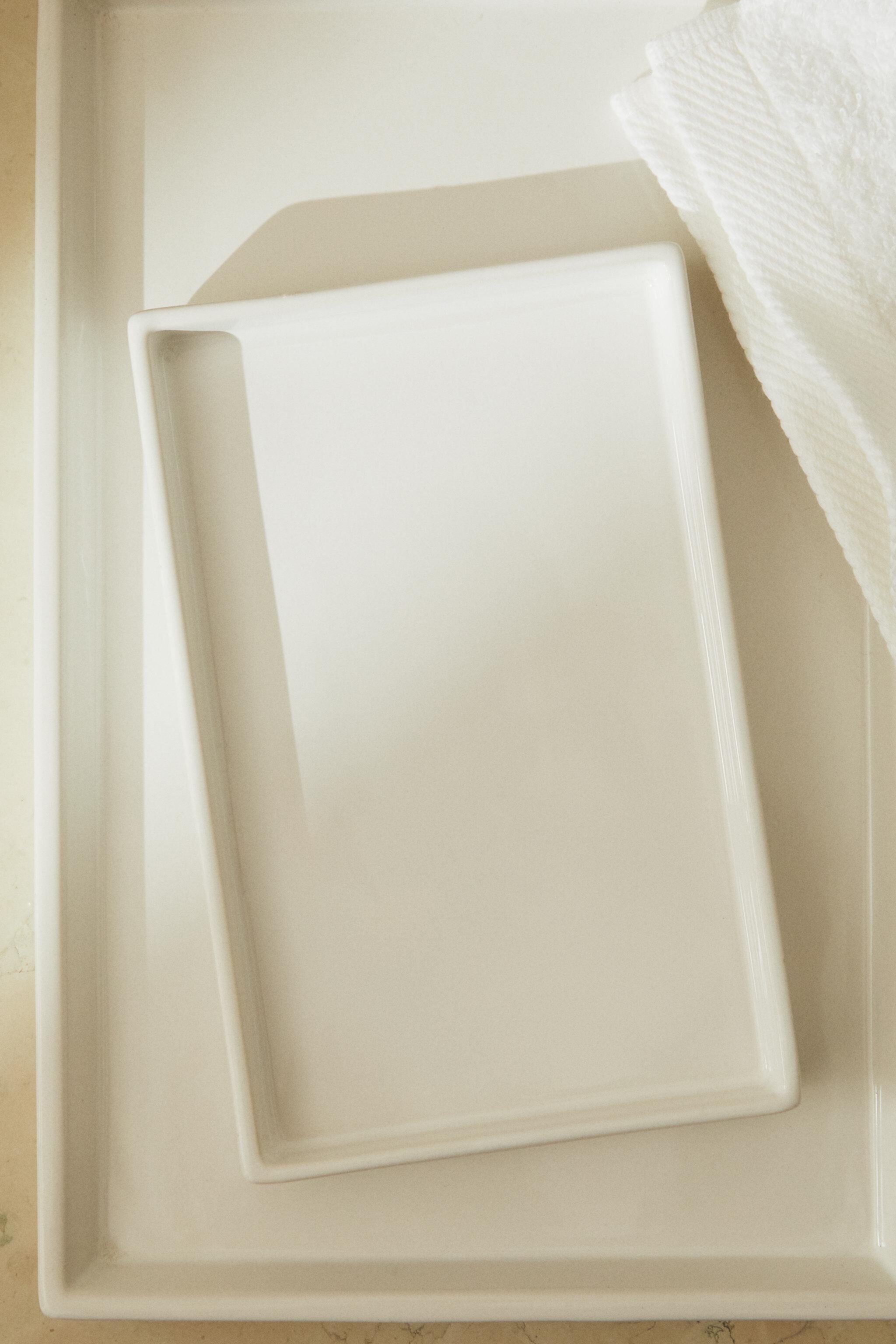 WHITE EARTHENWARE BATHROOM TRAY Zara Home