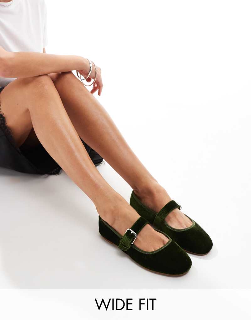 ASOS DESIGN Wide Fit Lou Mary Jane ballet flat in green velvet ASOS DESIGN