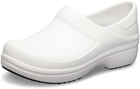 Crocs Women's Neria Pro II Clogs, Slip Resistant Work Shoes Crocs