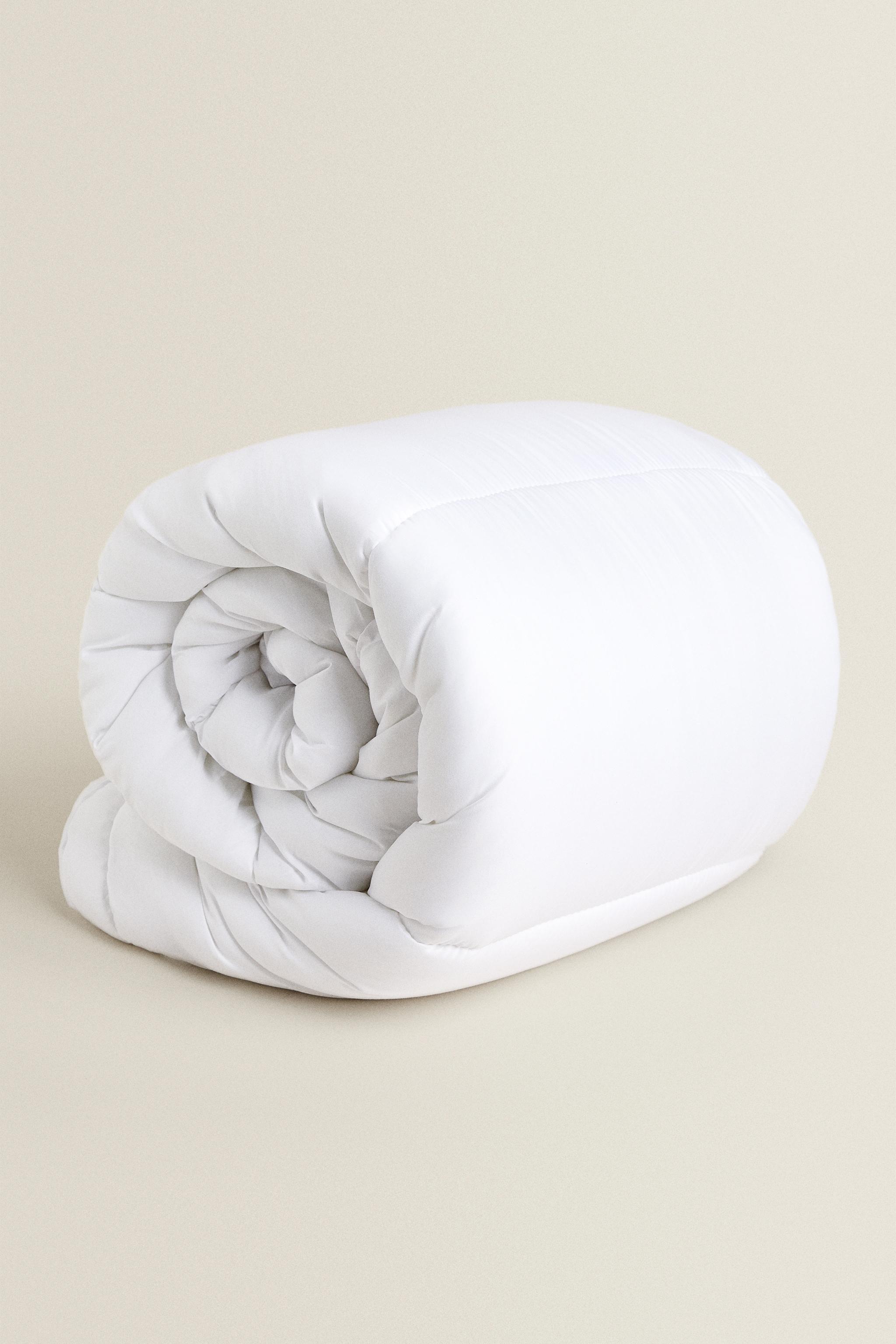 (350 GxM²) MICROFIBER DUVET Zara Home