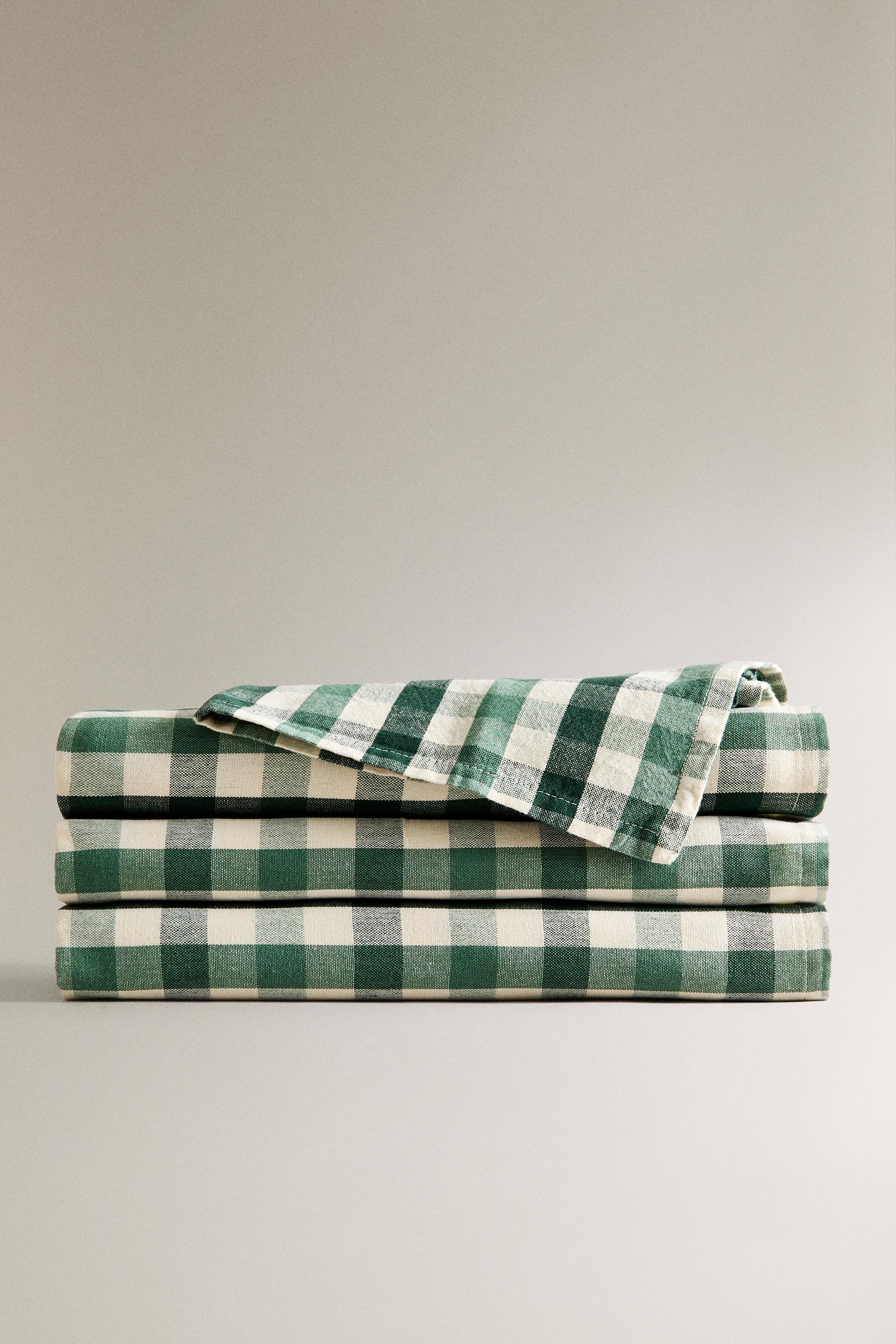 DYED THREAD CHECK TABLECLOTH Zara Home