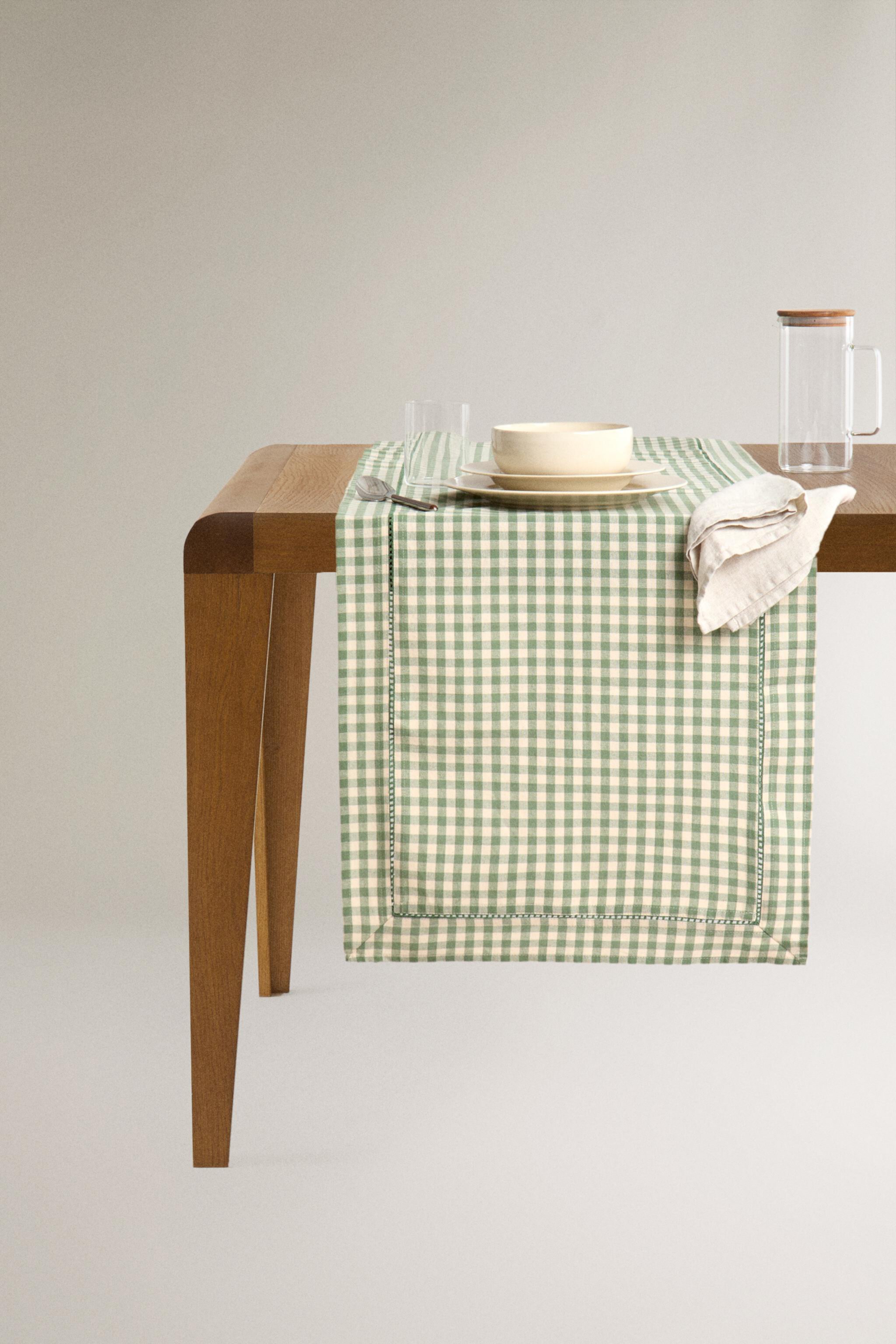 GINGHAM TABLE RUNNER Zara Home