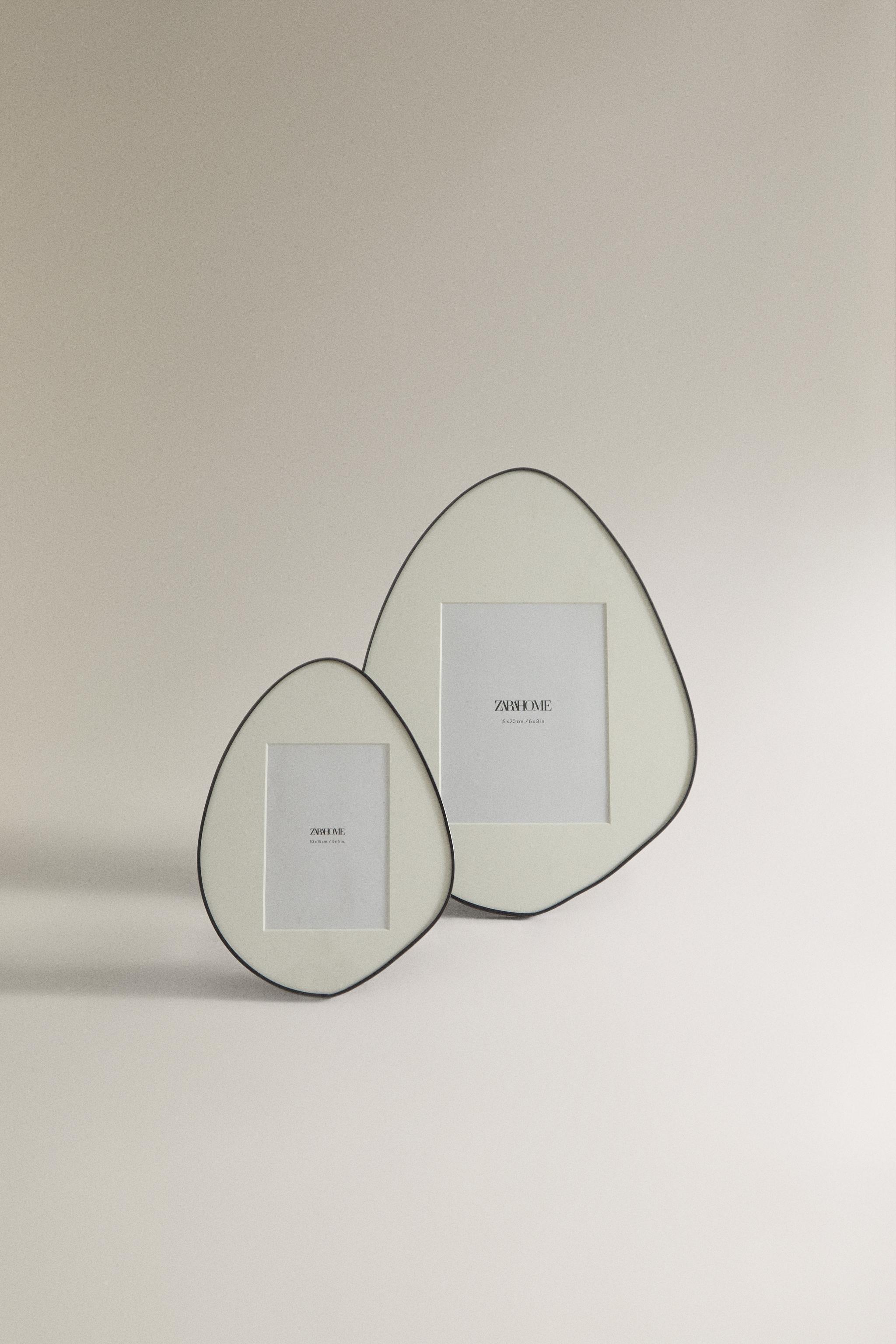 IRREGULAR-SHAPED PICTURE FRAME Zara Home