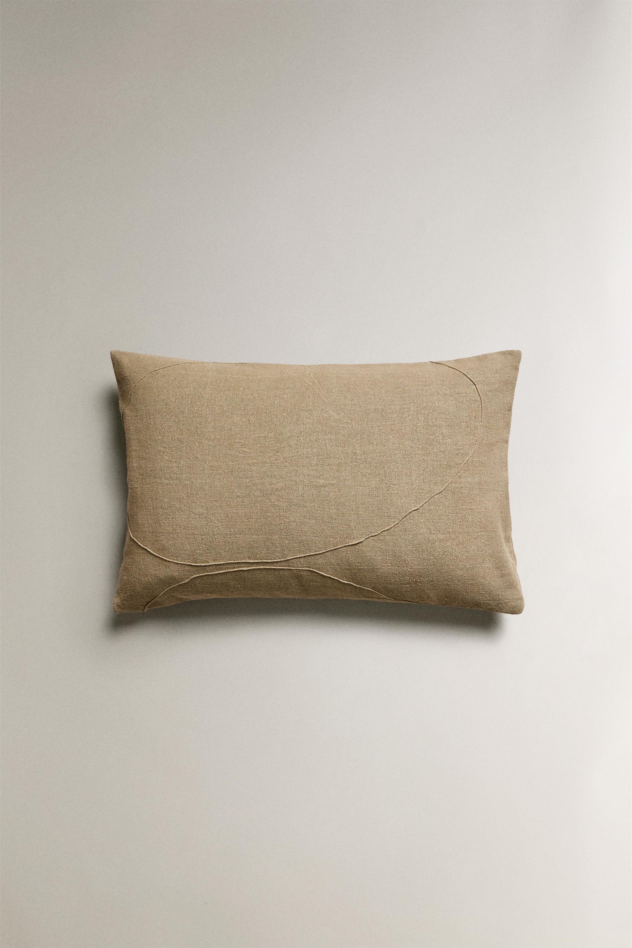 LINEN THROW PILLOW COVER WITH BACKSTITCHING Zara Home