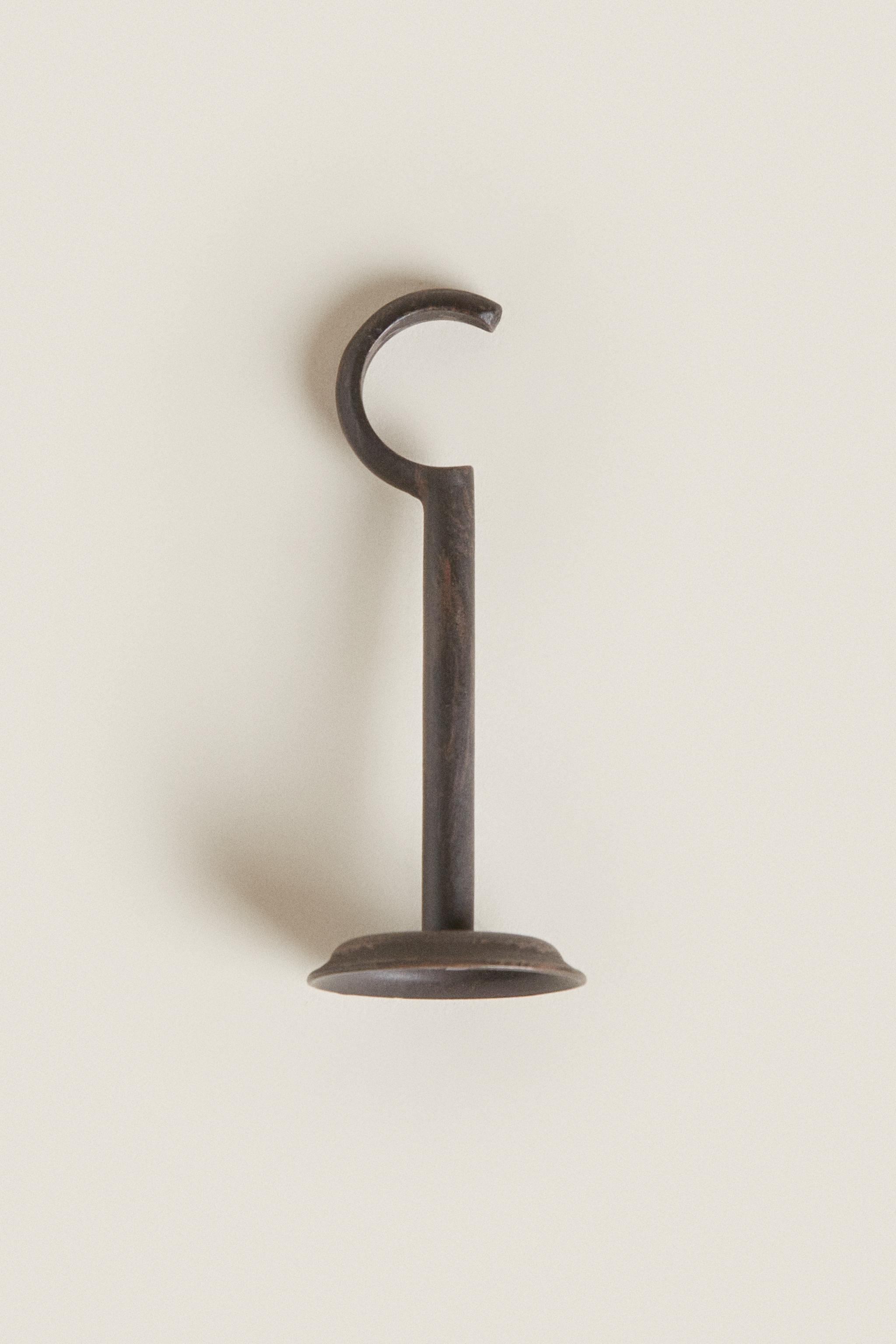 METALLIC CURTAIN RAIL HOOK Zara Home