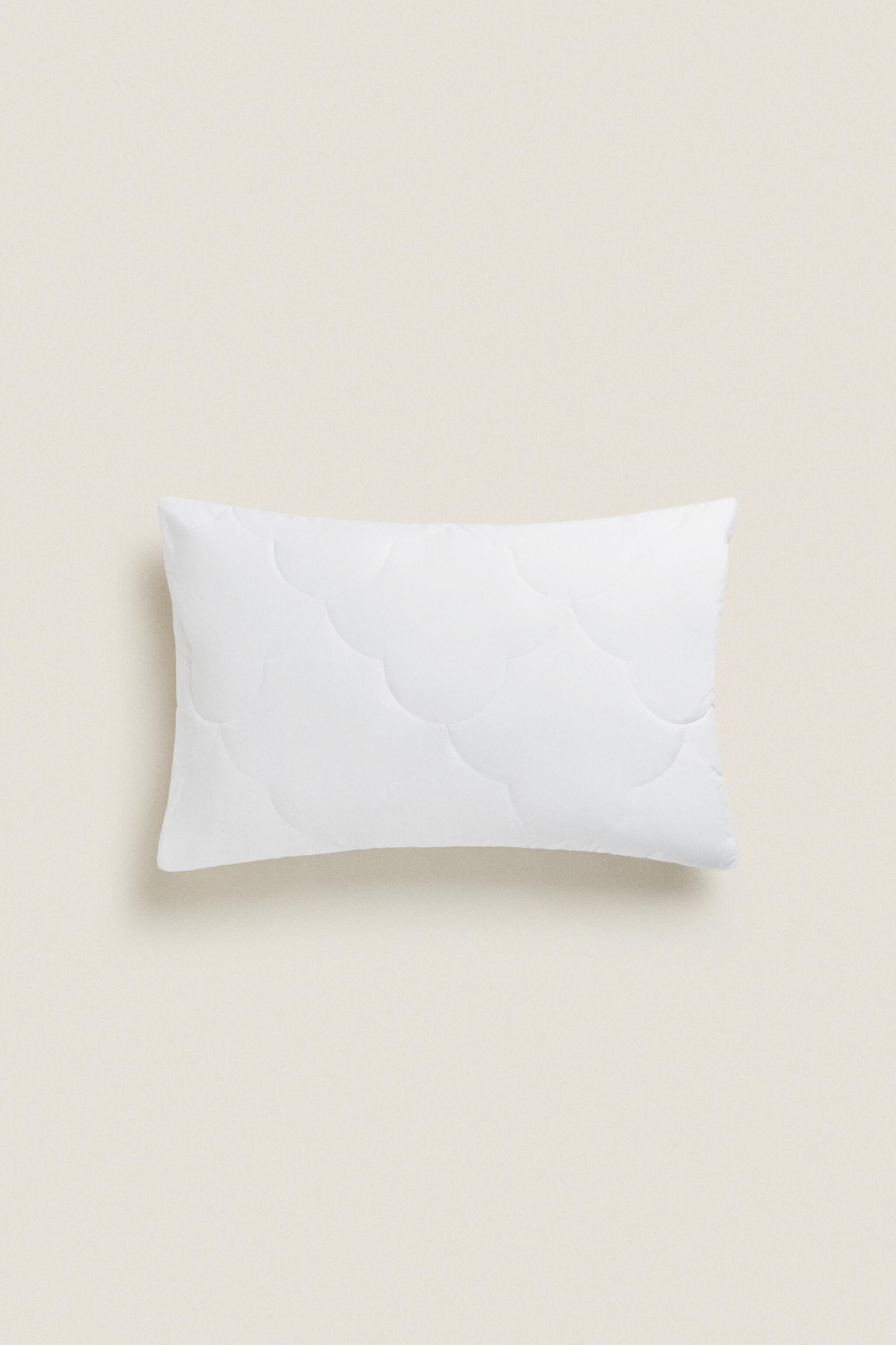 PADDED PILLOW PROTECTOR Zara Home