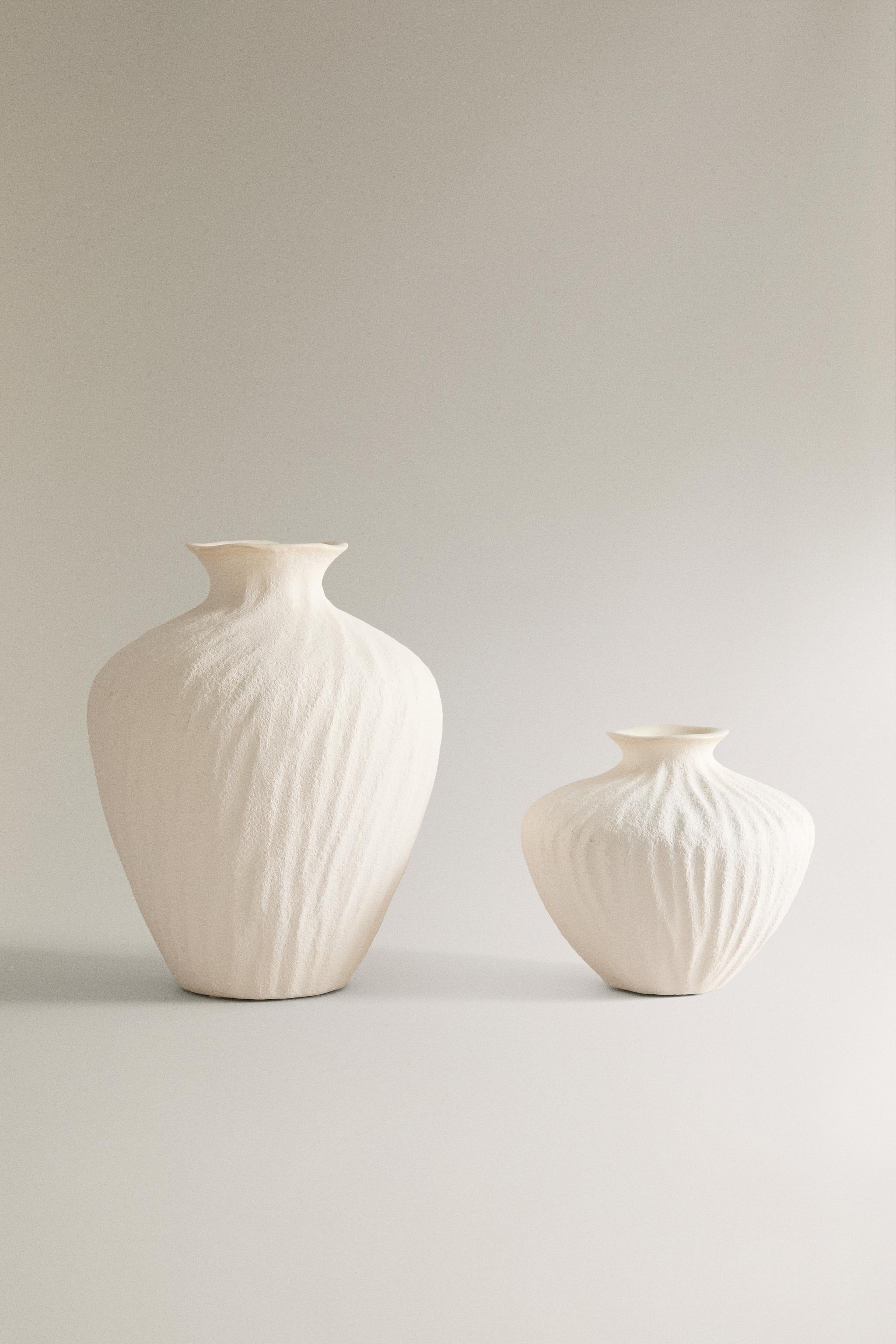 TEXTURED CERAMIC VASE Zara Home