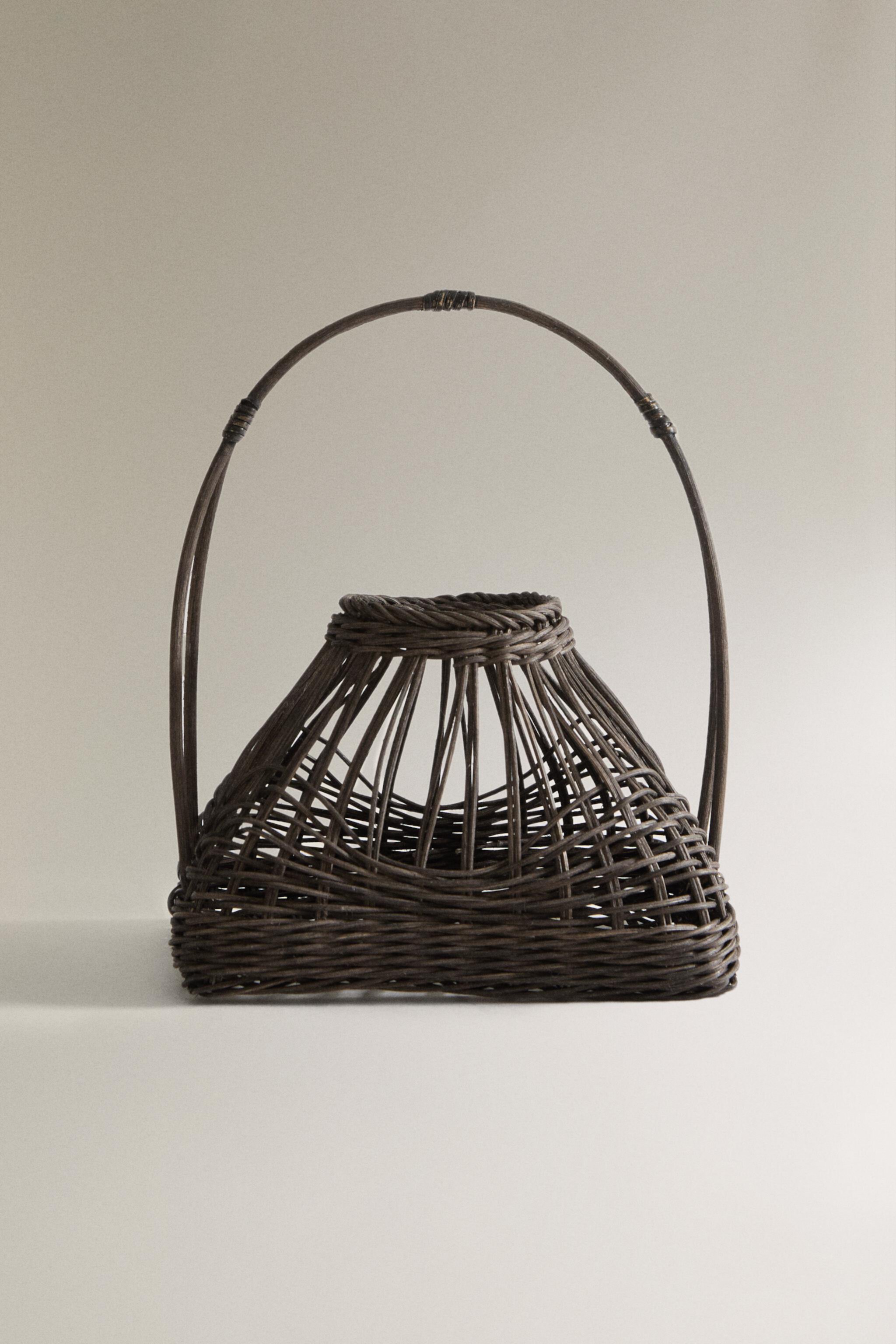 WOVEN BASKET Zara Home