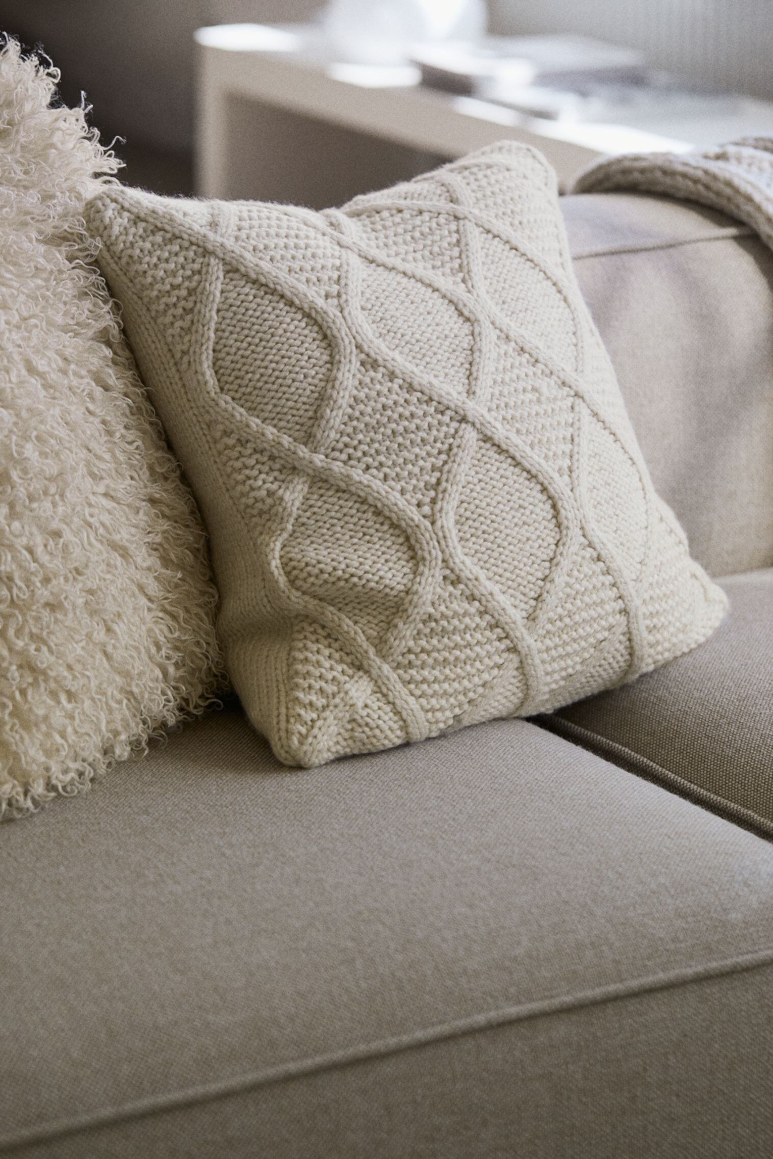 Knit Cushion Cover H&M