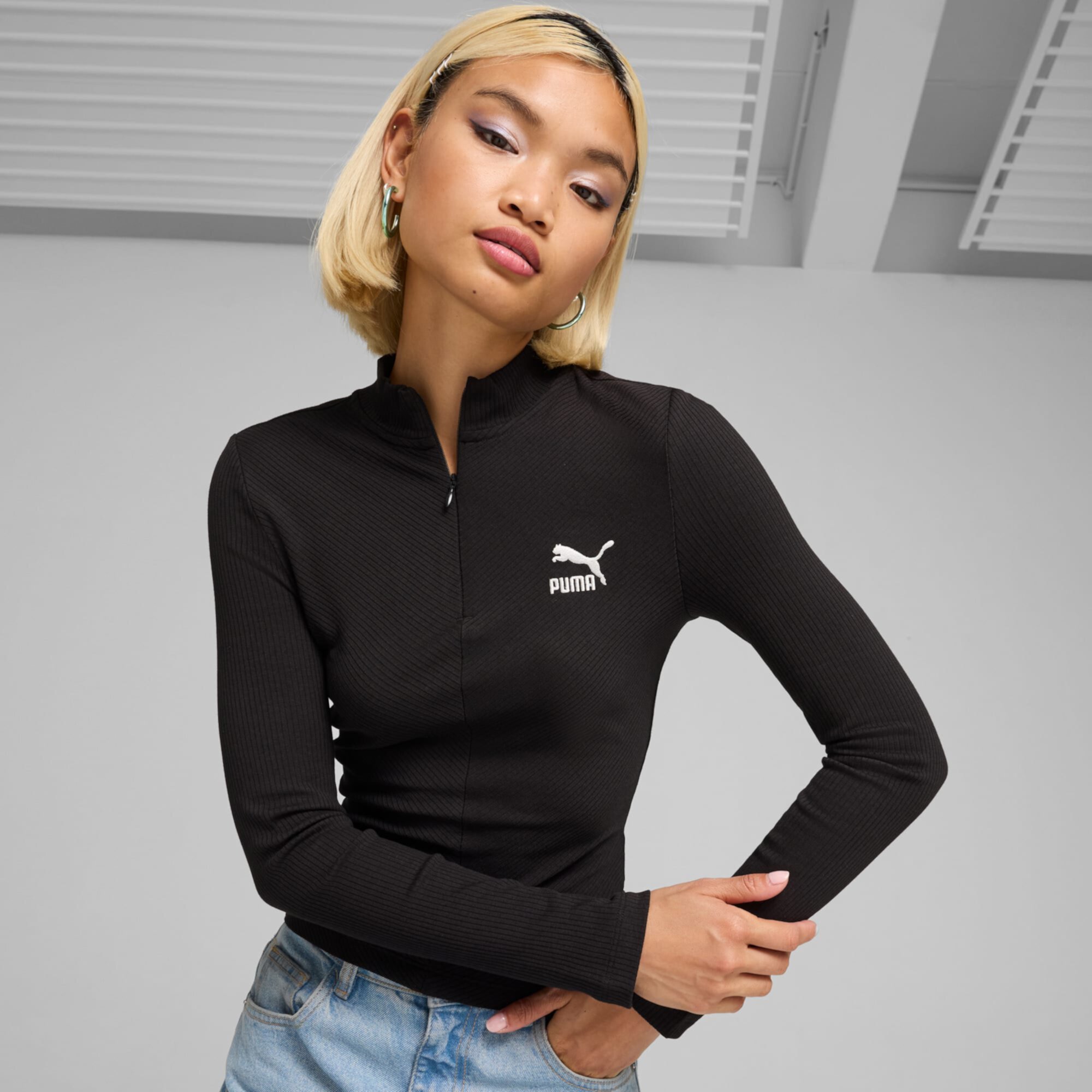 Женская Футболка PUMA CLASSICS Ribbed Half-Zip PUMA