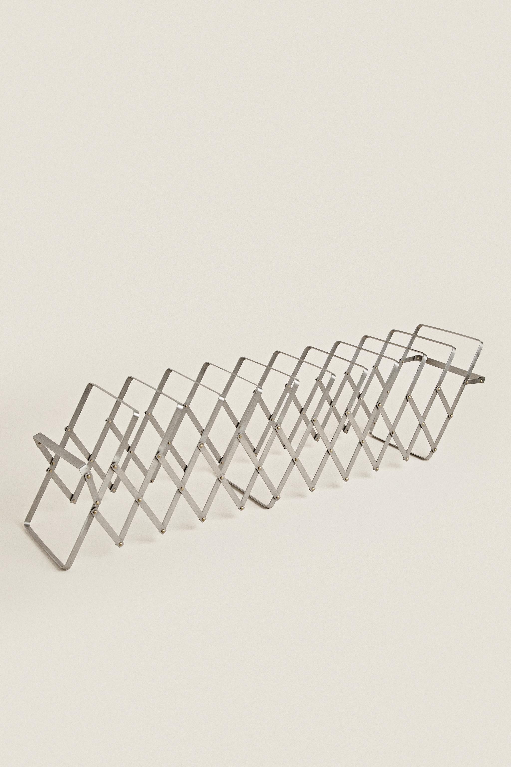 EXTENDABLE MAGAZINE RACK Zara Home