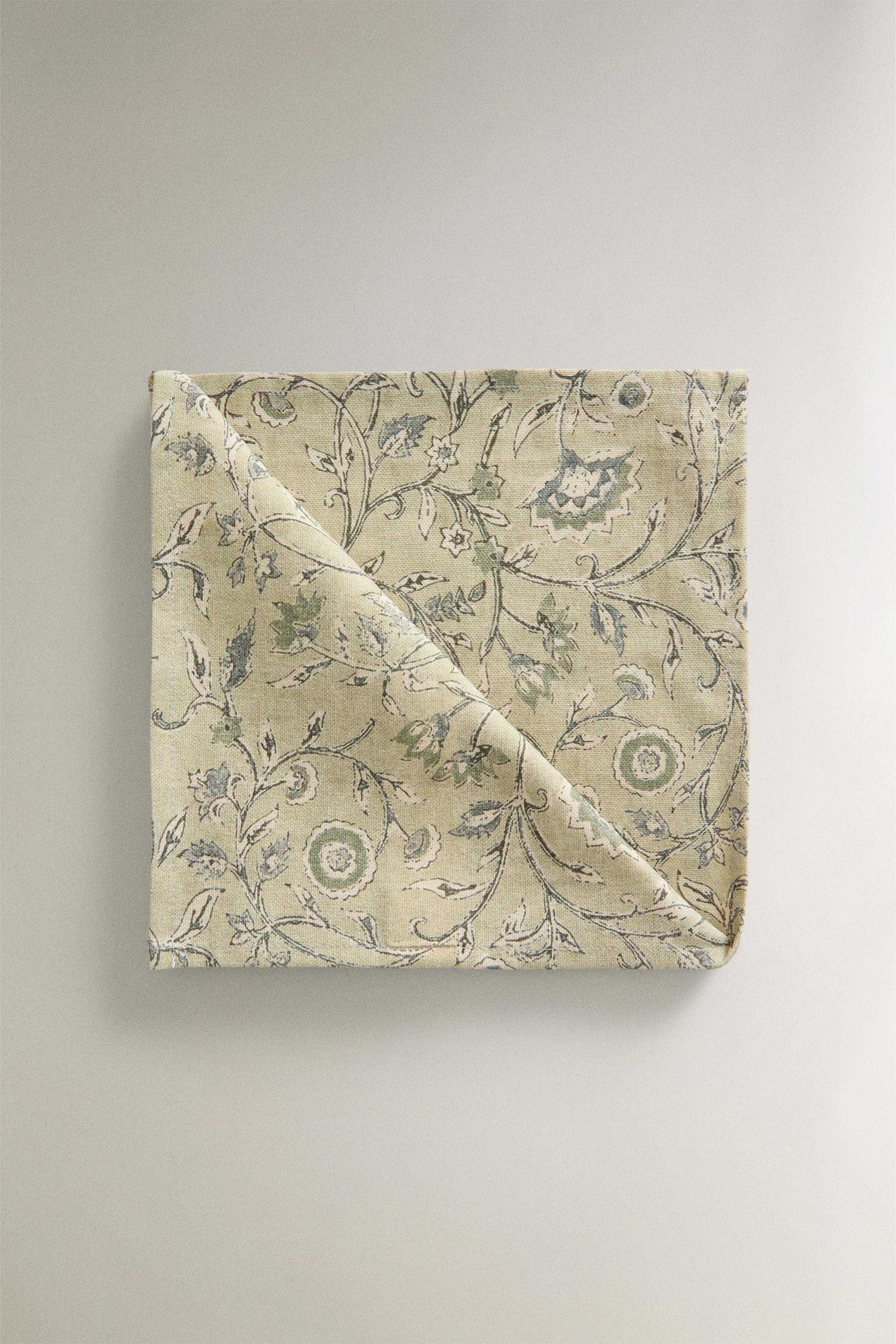 FLORAL PRINT NAPKINS (PACK OF 2) Zara Home