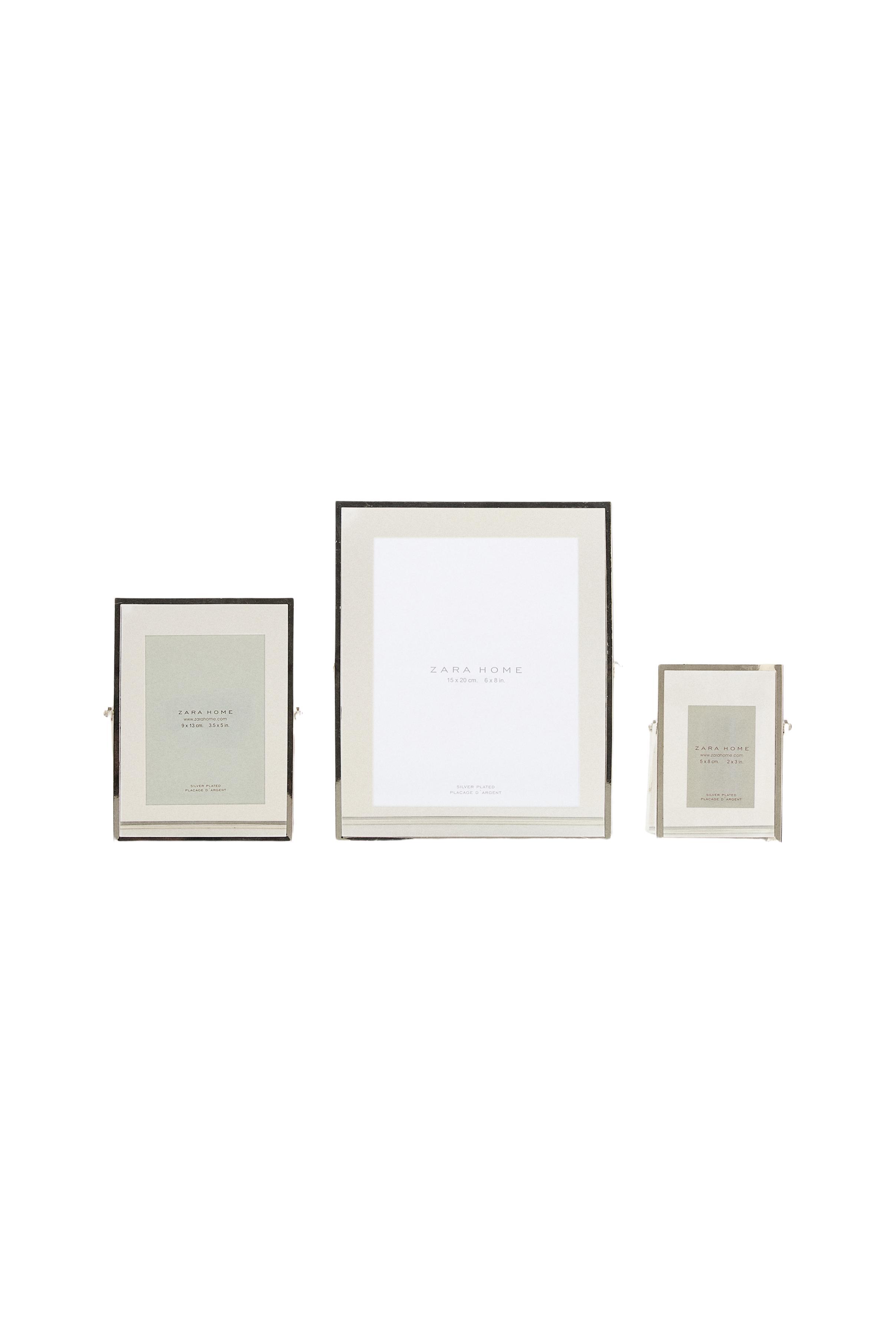 PHOTO FRAME WITH STAND Zara Home