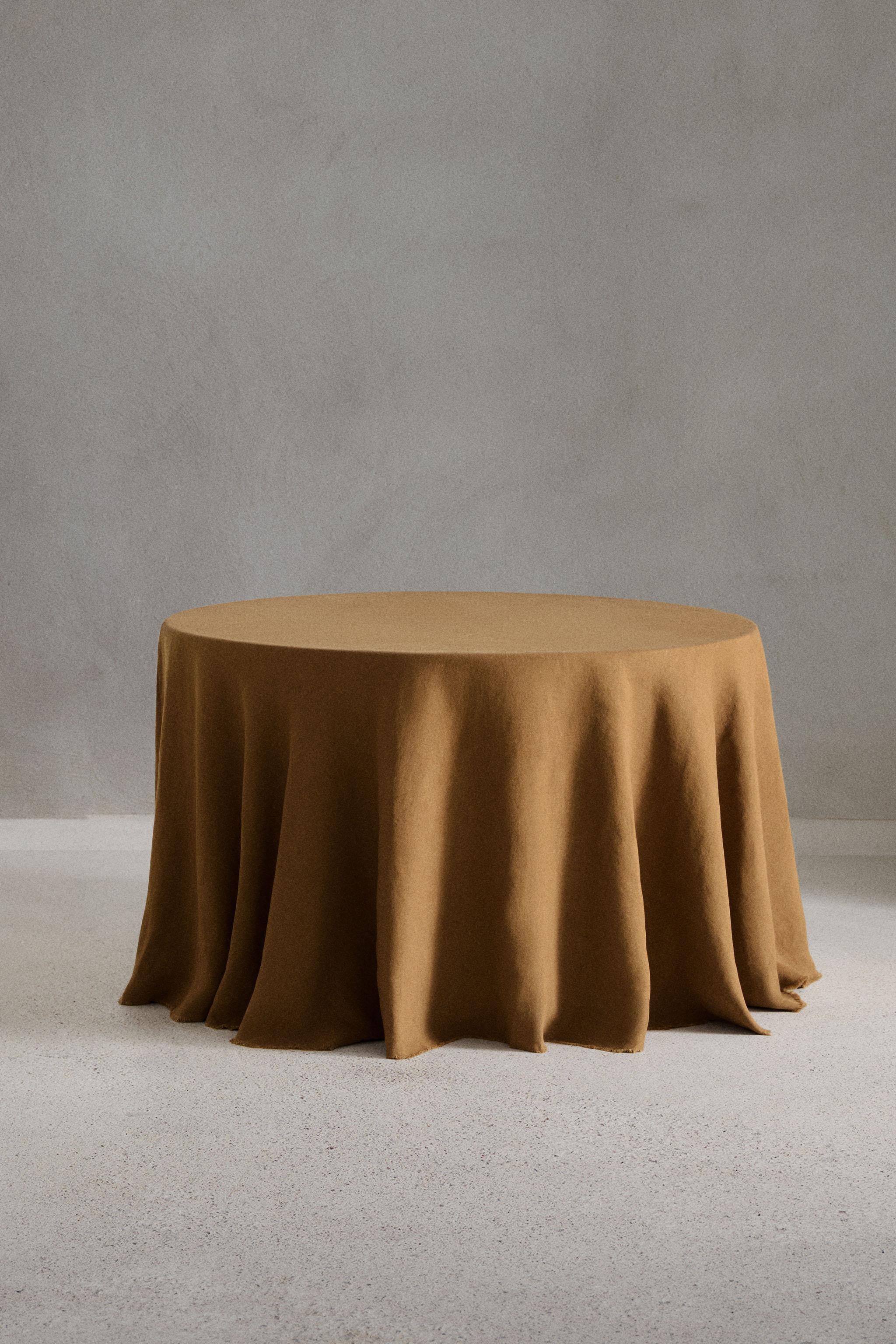 TABLECLOTH 01 Zarahome