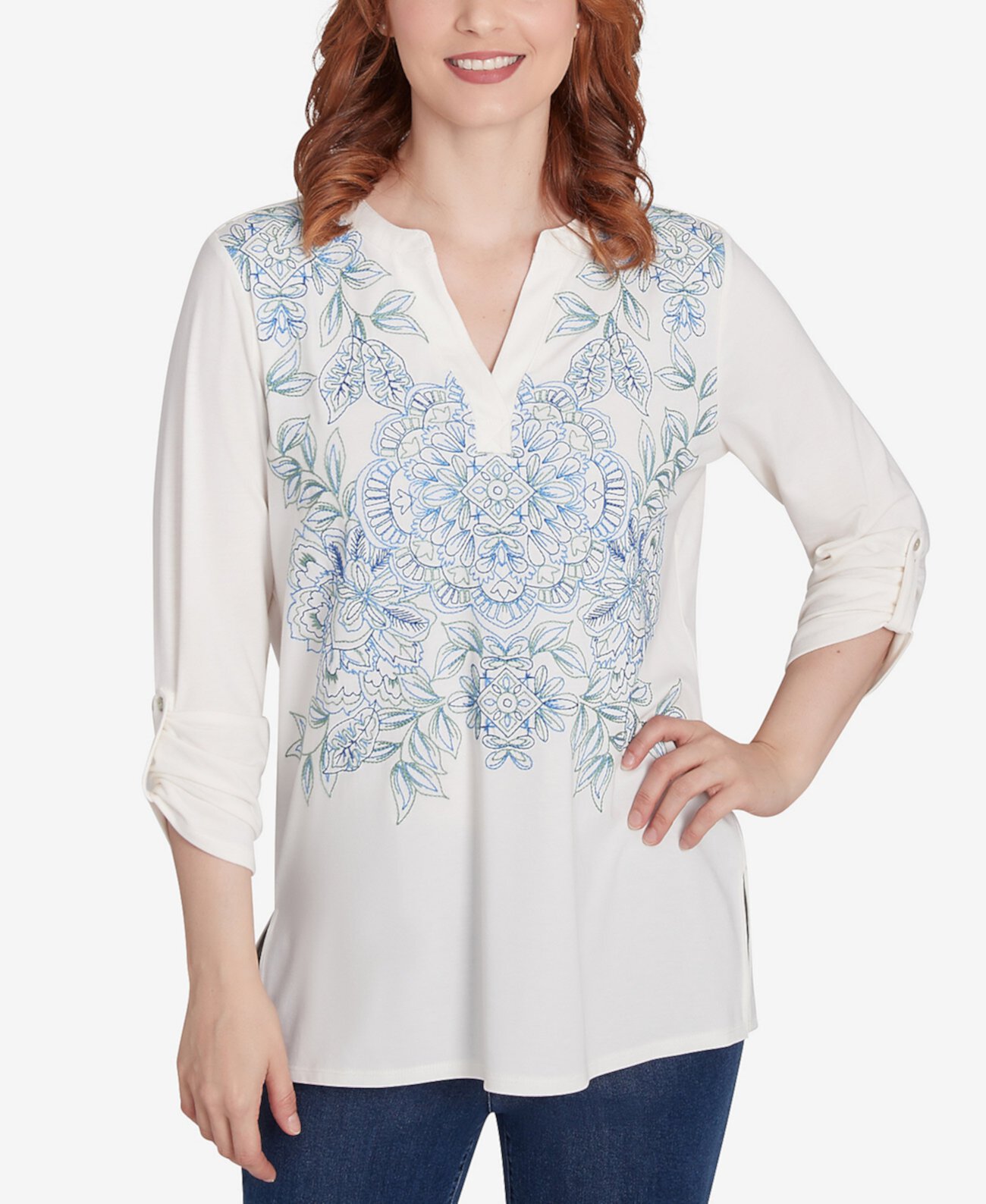 Женская Футболка Ruby Rd. Petite V-Neck Floral Placement Embroidered Knit Top Ruby Rd.