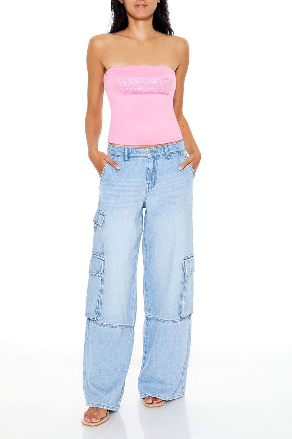 Женские Широкие джинсы FOREVER21 Low-Rise Wide-Leg Cargo Jeans FOREVER21