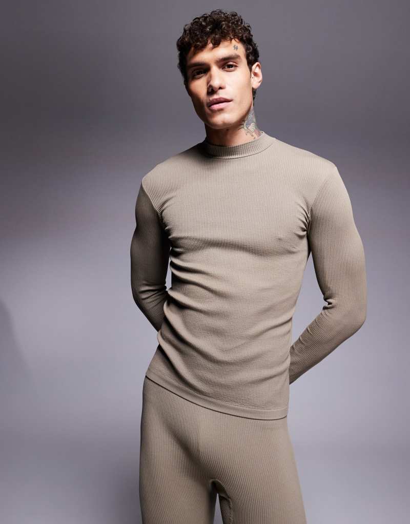 Мужская Футболка ASOS 4505 Ski Seamless ASOS 4505