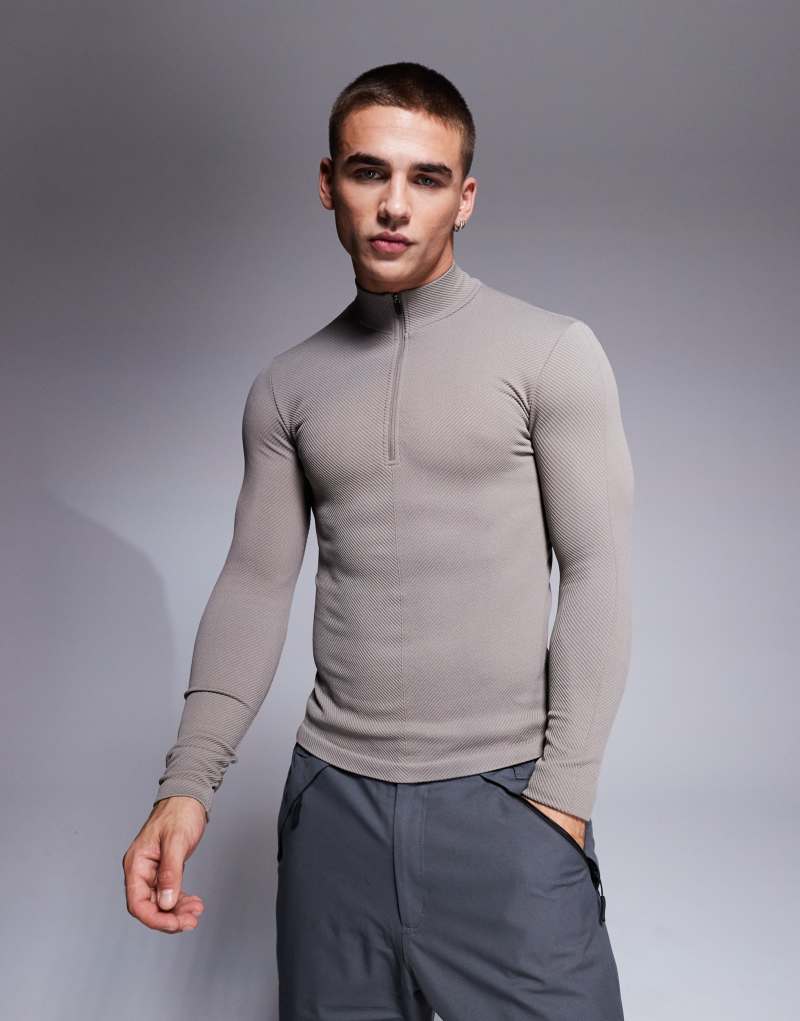 Мужская Футболка ASOS 4505 Ski Seamless Thermal Base Layer 1/4 Zip Top в цвете глина ASOS 4505