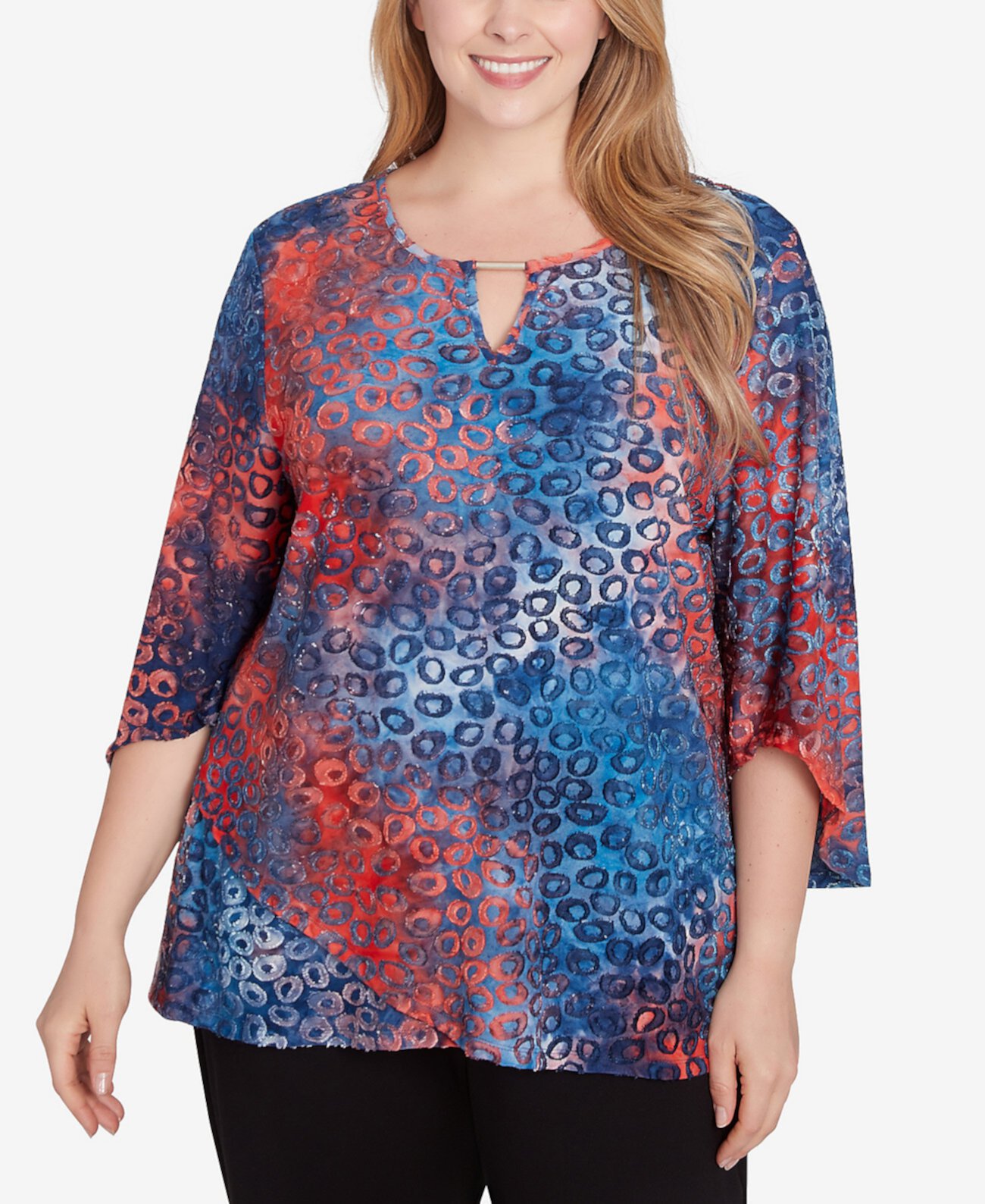 Женская Футболка Ruby Rd. Plus Size Scoop Neck with Bar Detail Tie Dyed Spots Jacquard Knit Top Ruby Rd.