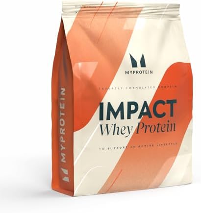 Протеиновый порошок Impact Whey 500 г (22 г белка, 5 г BCAA) со вкусом молочного шоколадного коктейля Myprotein