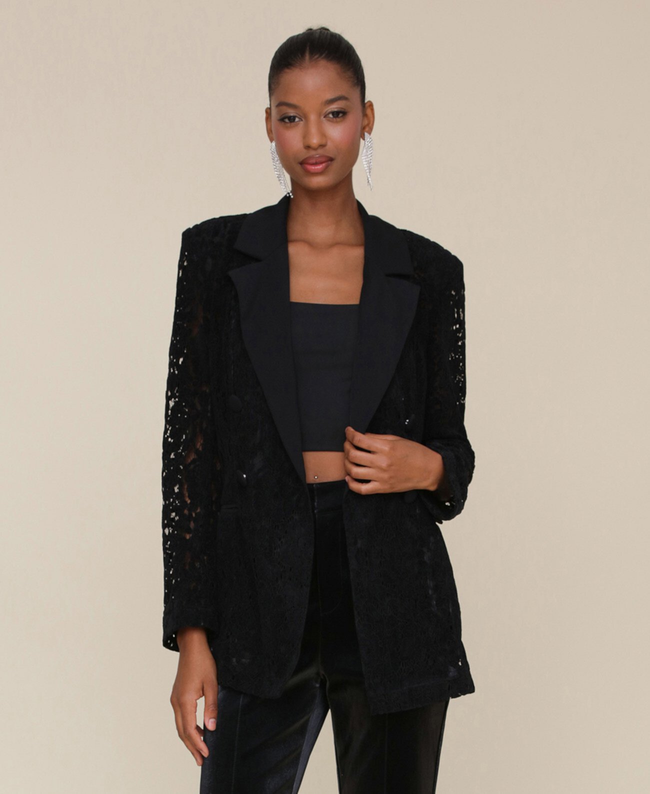 Women's Lace Long-Sleeve Tuxedo Jacket Avec Les Filles